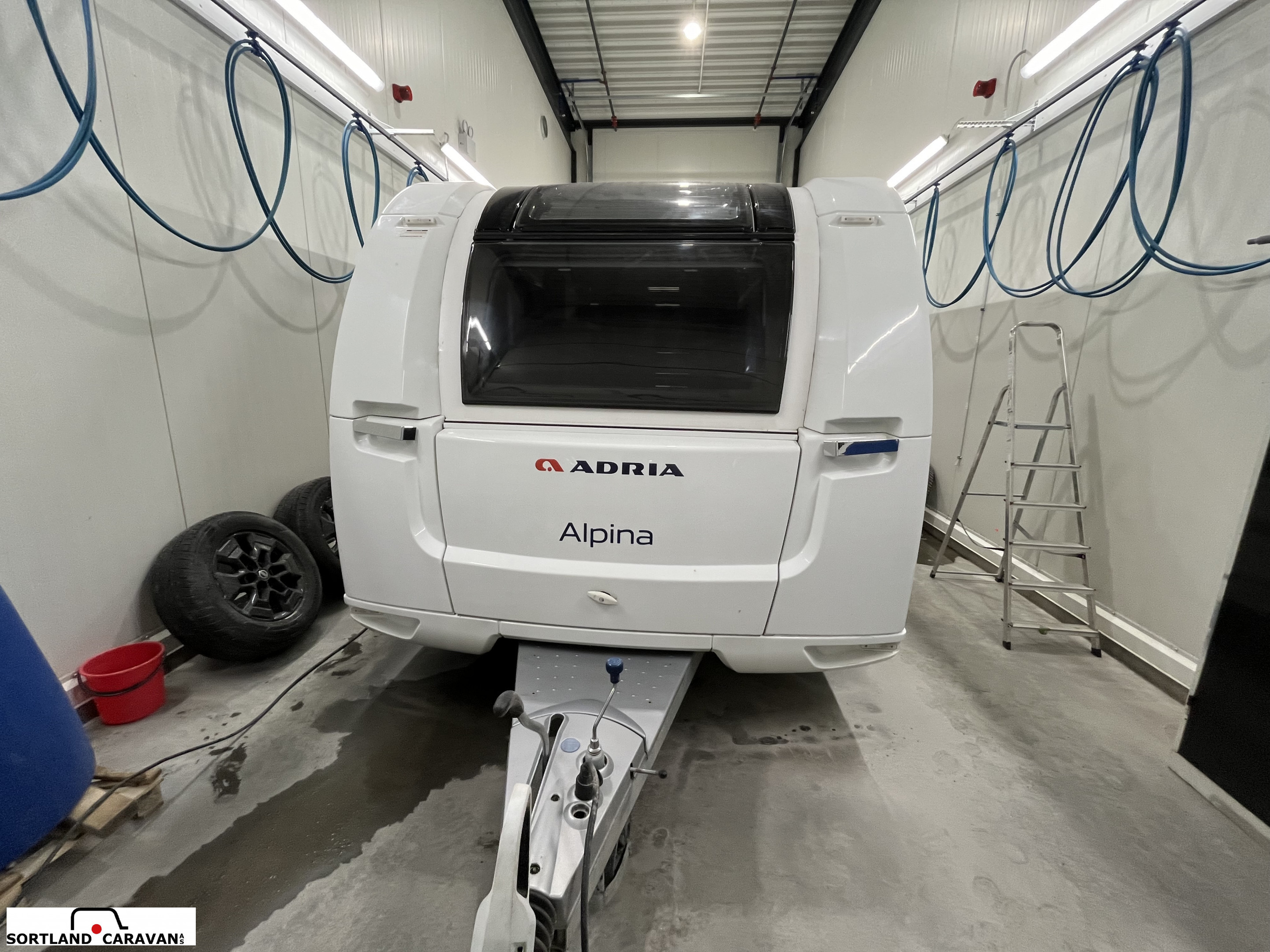 Adria Alpina 753 UT - Adria