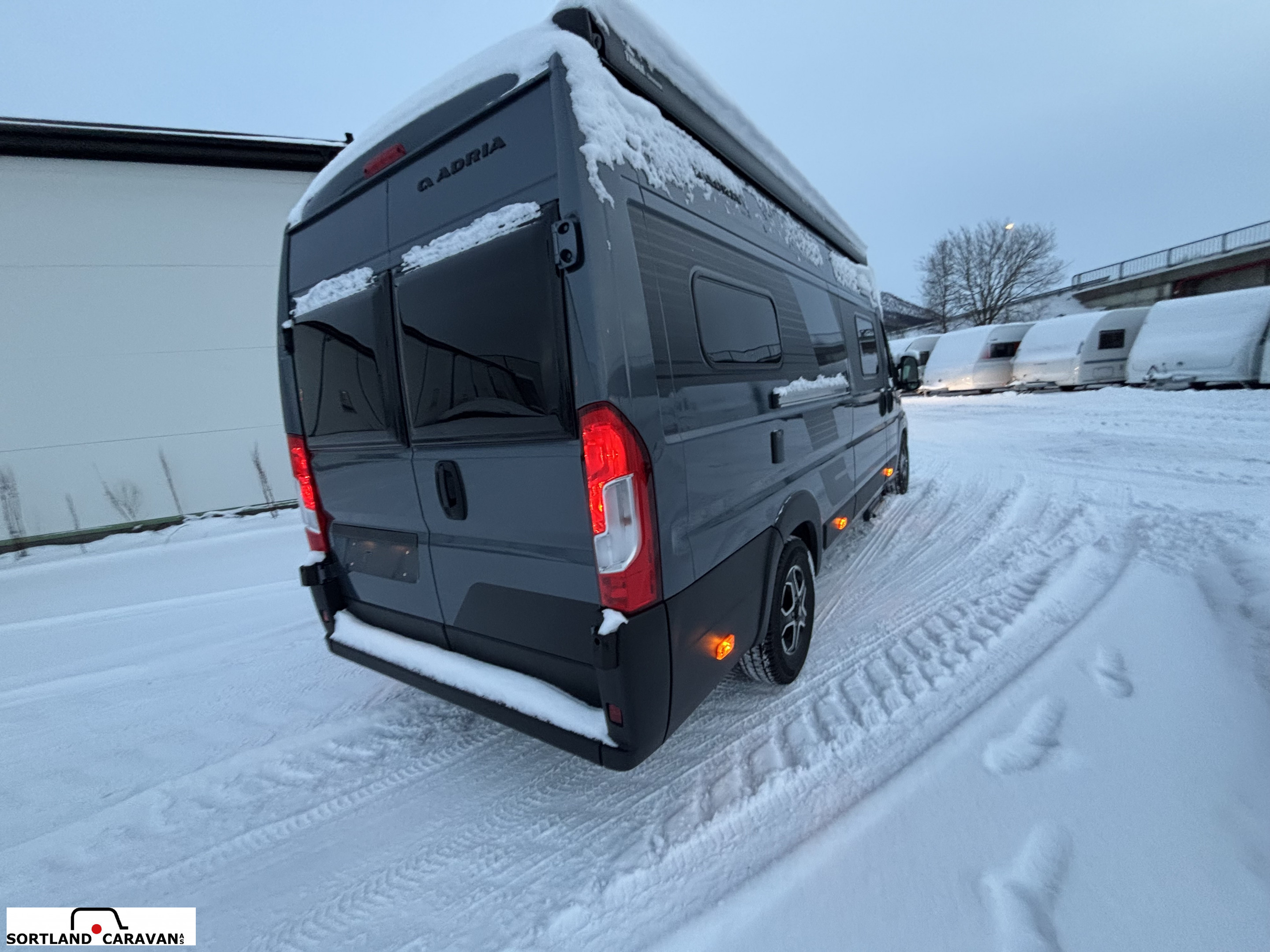 Adria Twin Supreme 640 SGX Adria mai kampanje! - Adria