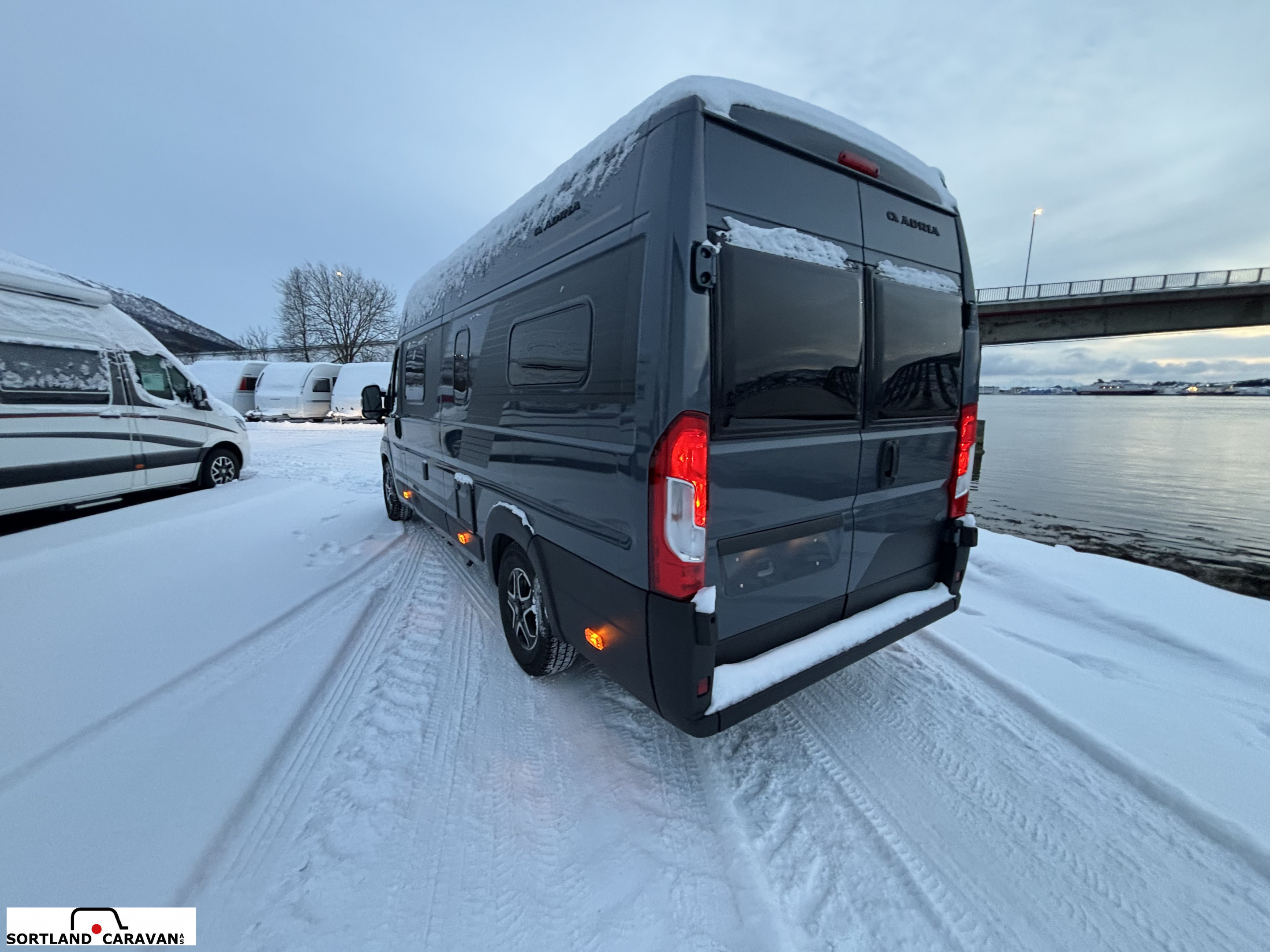 Adria Twin Supreme 640 SGX Adria mai kampanje! - Adria