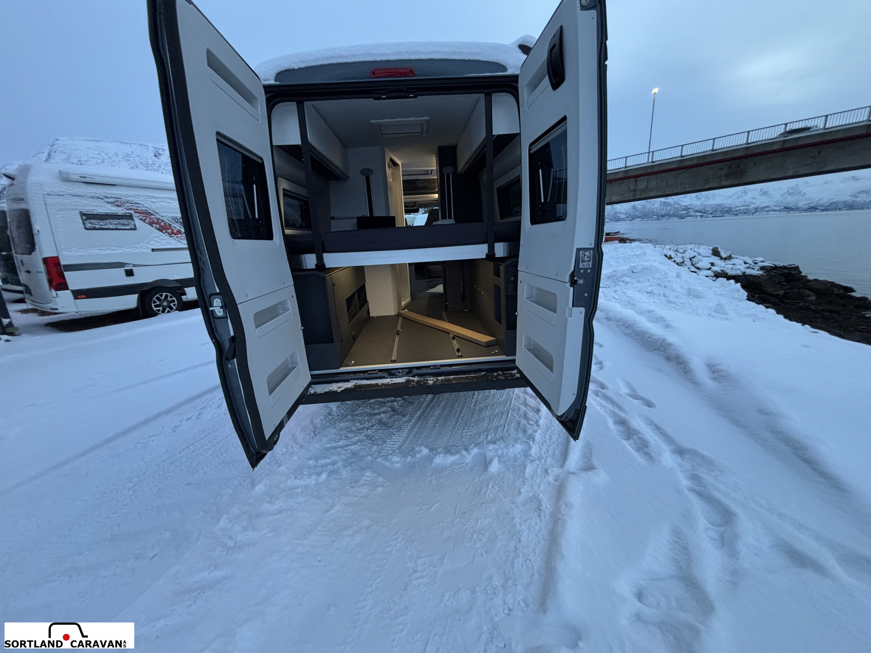 Adria Twin Supreme 640 SGX Adria mai kampanje! - Adria
