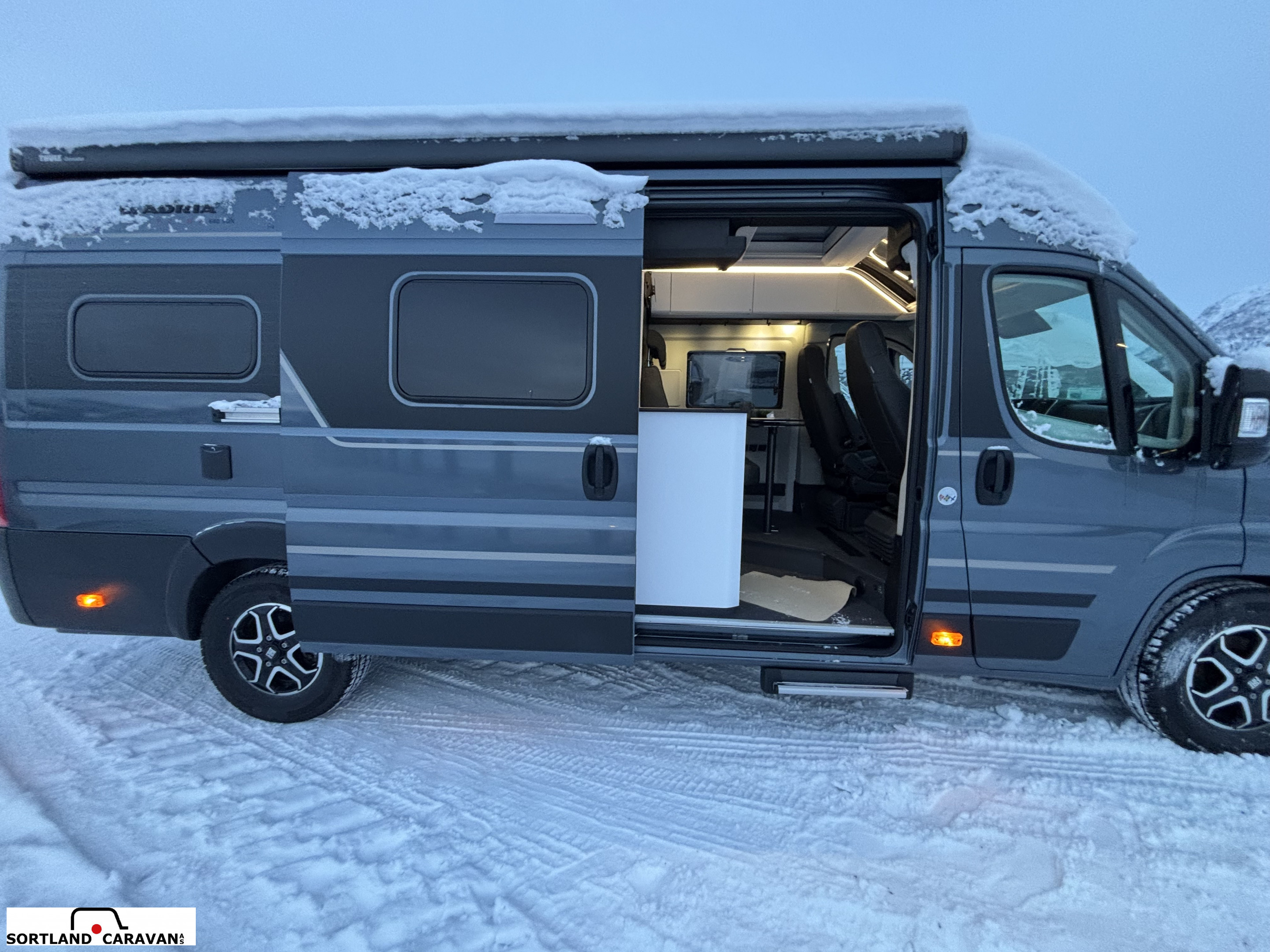 Adria Twin Supreme 640 SGX Adria mai kampanje! - Adria