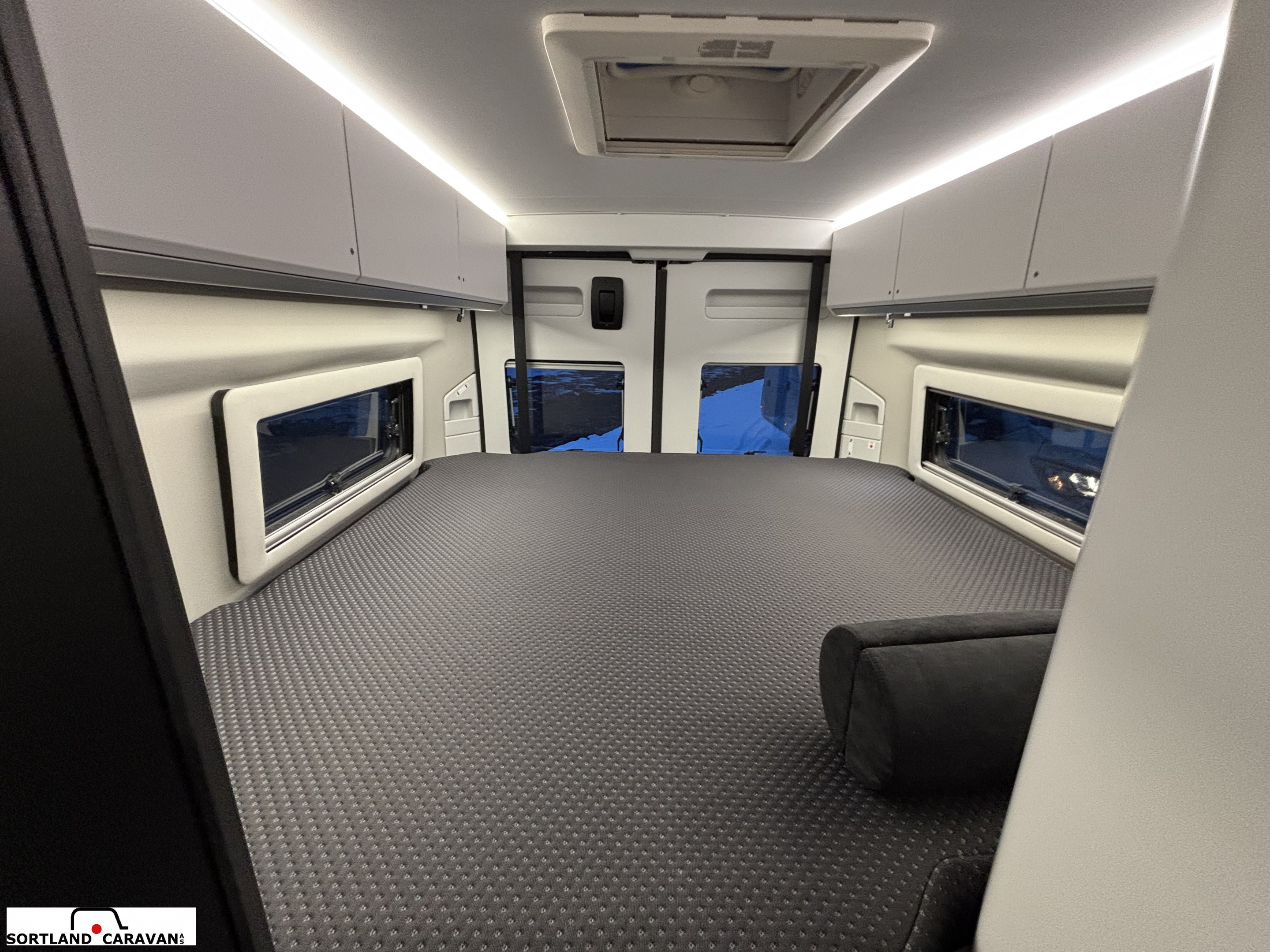 Adria Twin Supreme 640 SGX Adria mai kampanje! - Adria