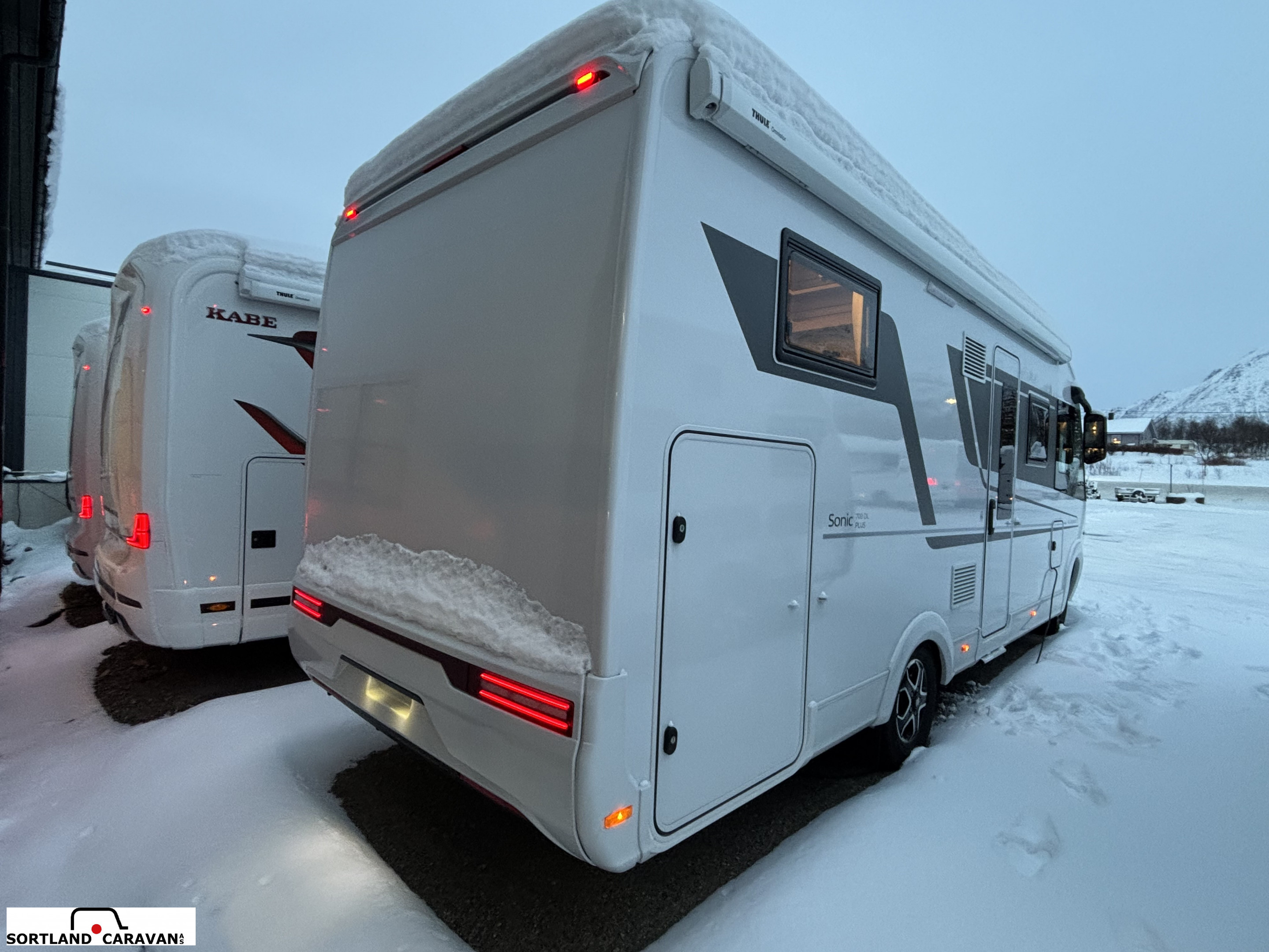 Adria SONIC 700 DL Adria mai kampanje! - Adria