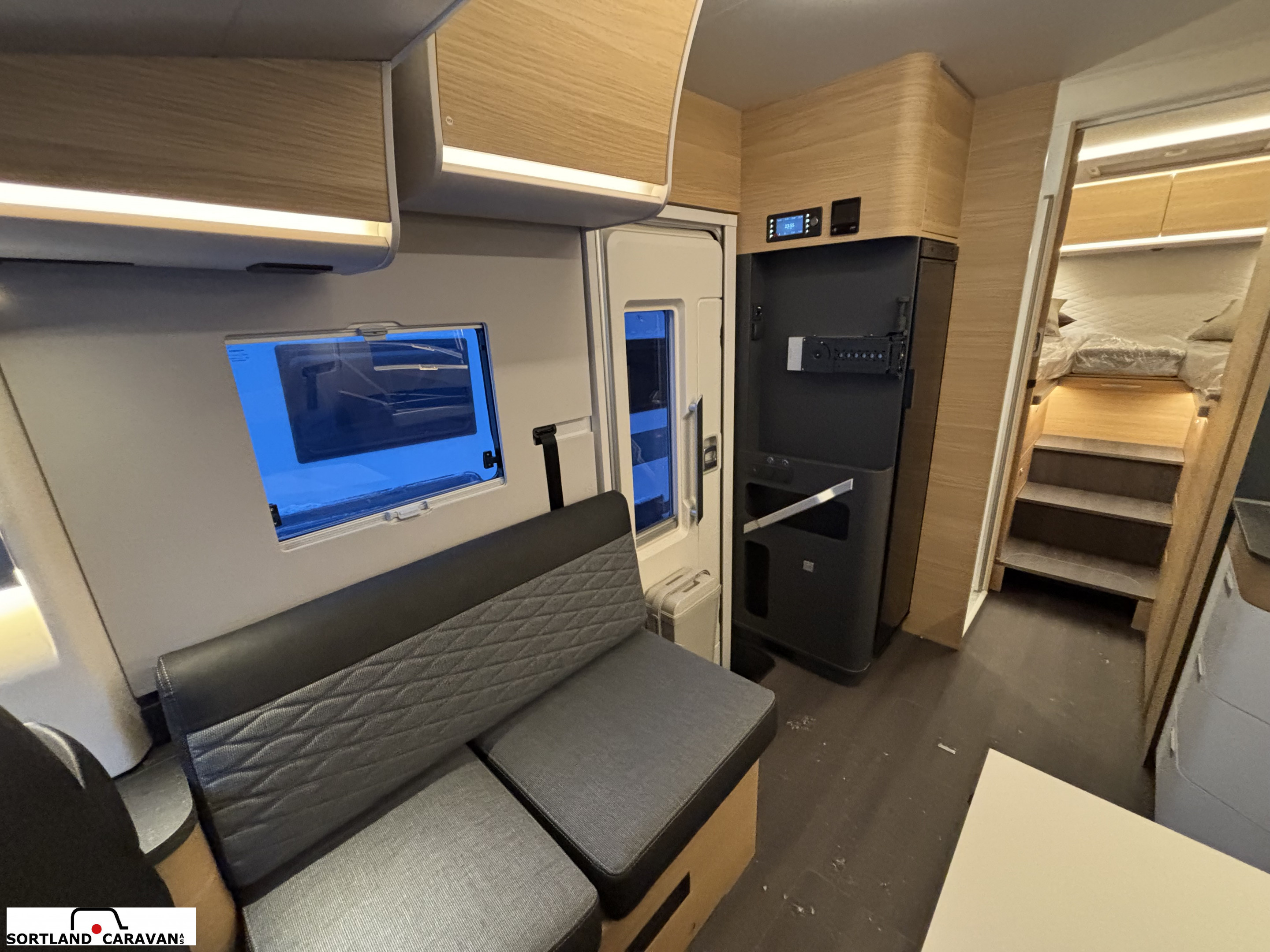 Adria SONIC 700 DL Adria mai kampanje! - Adria