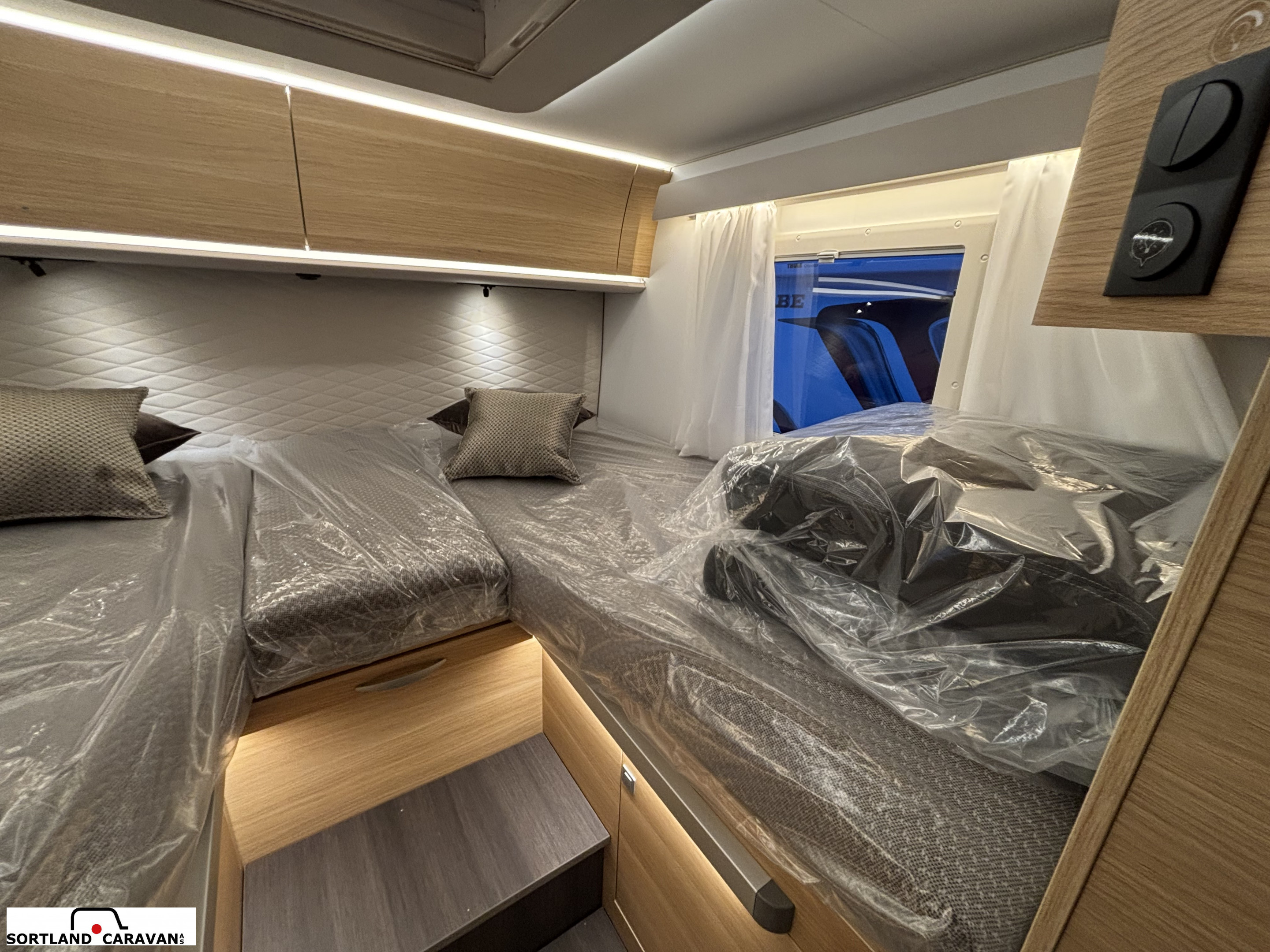 Adria SONIC 700 DL Adria mai kampanje! - Adria