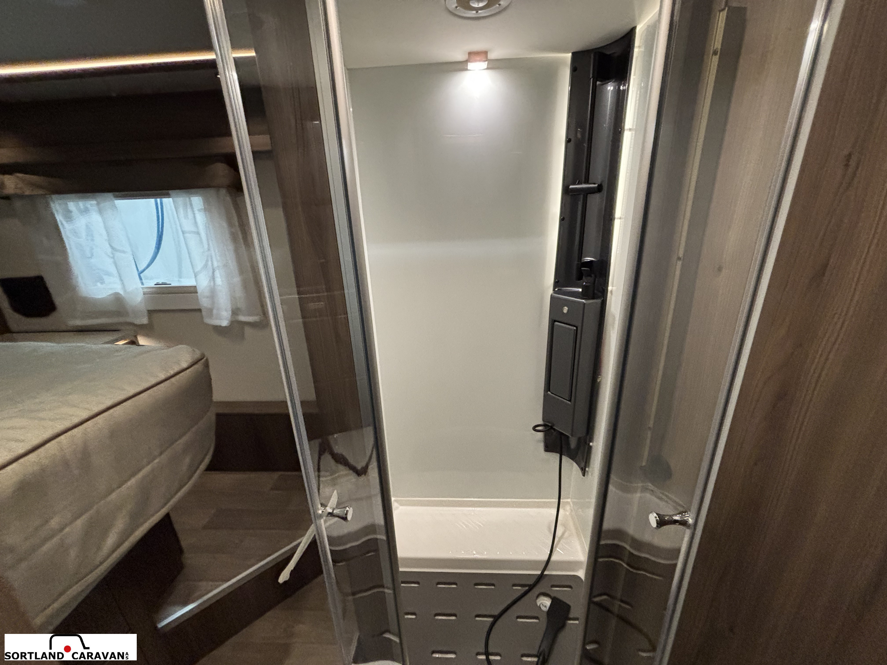 KABE TM Imperial i 860 LQB - KABE