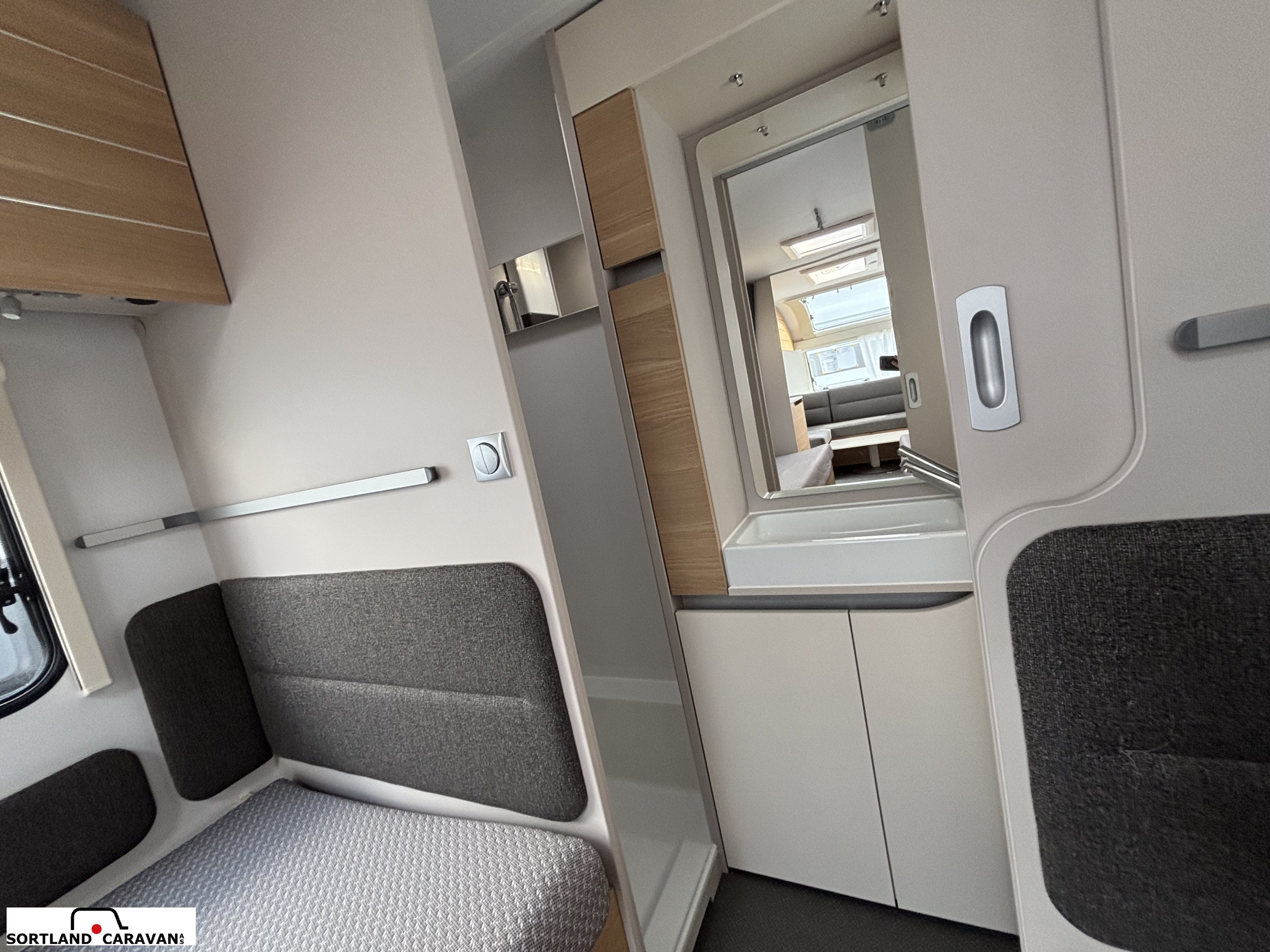 Adria ADORA 572 UT Adria mai kampanje! AC og Plusspakken! - Adria