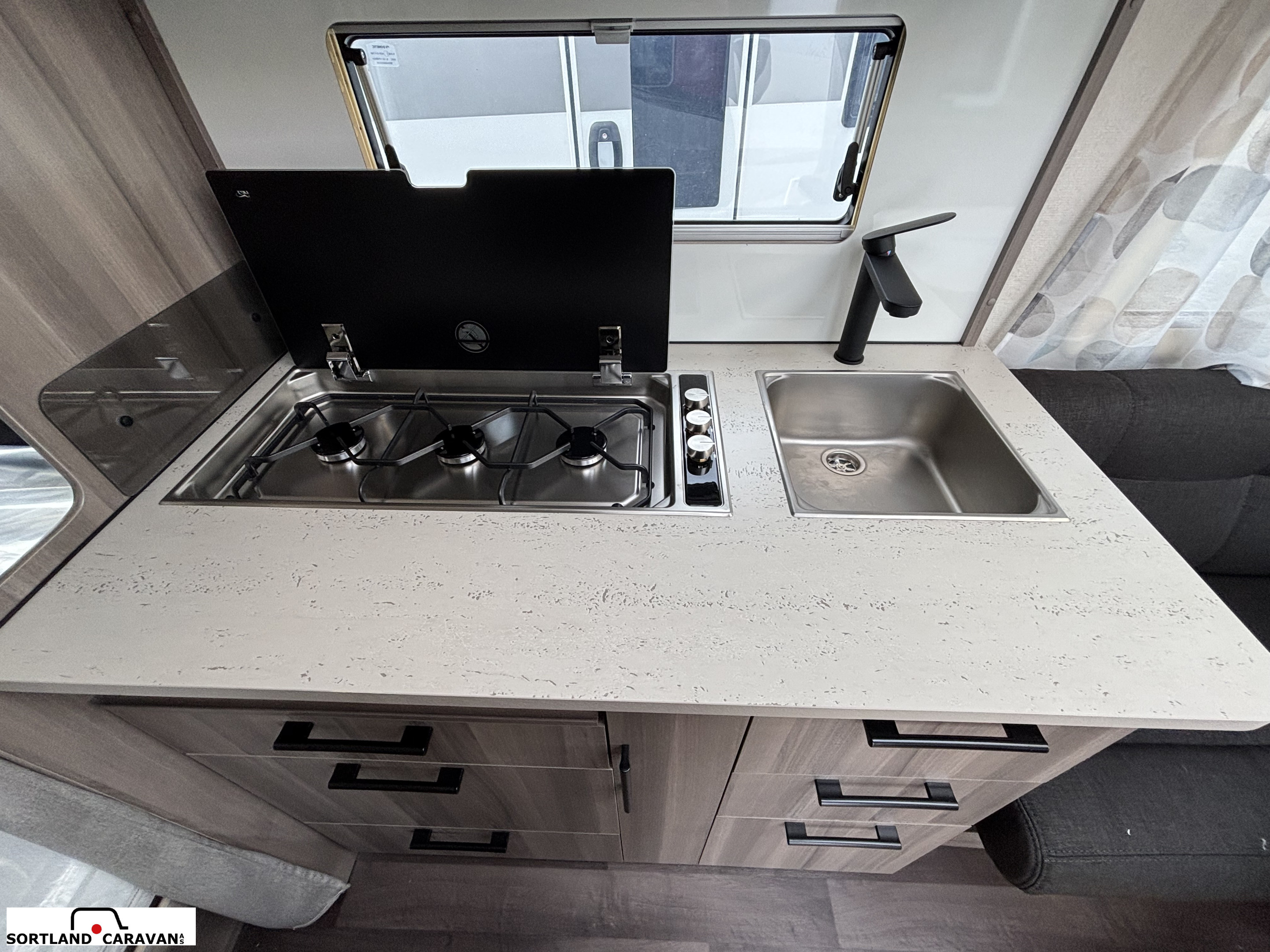 KABE ESTATE 470 XL - KABE