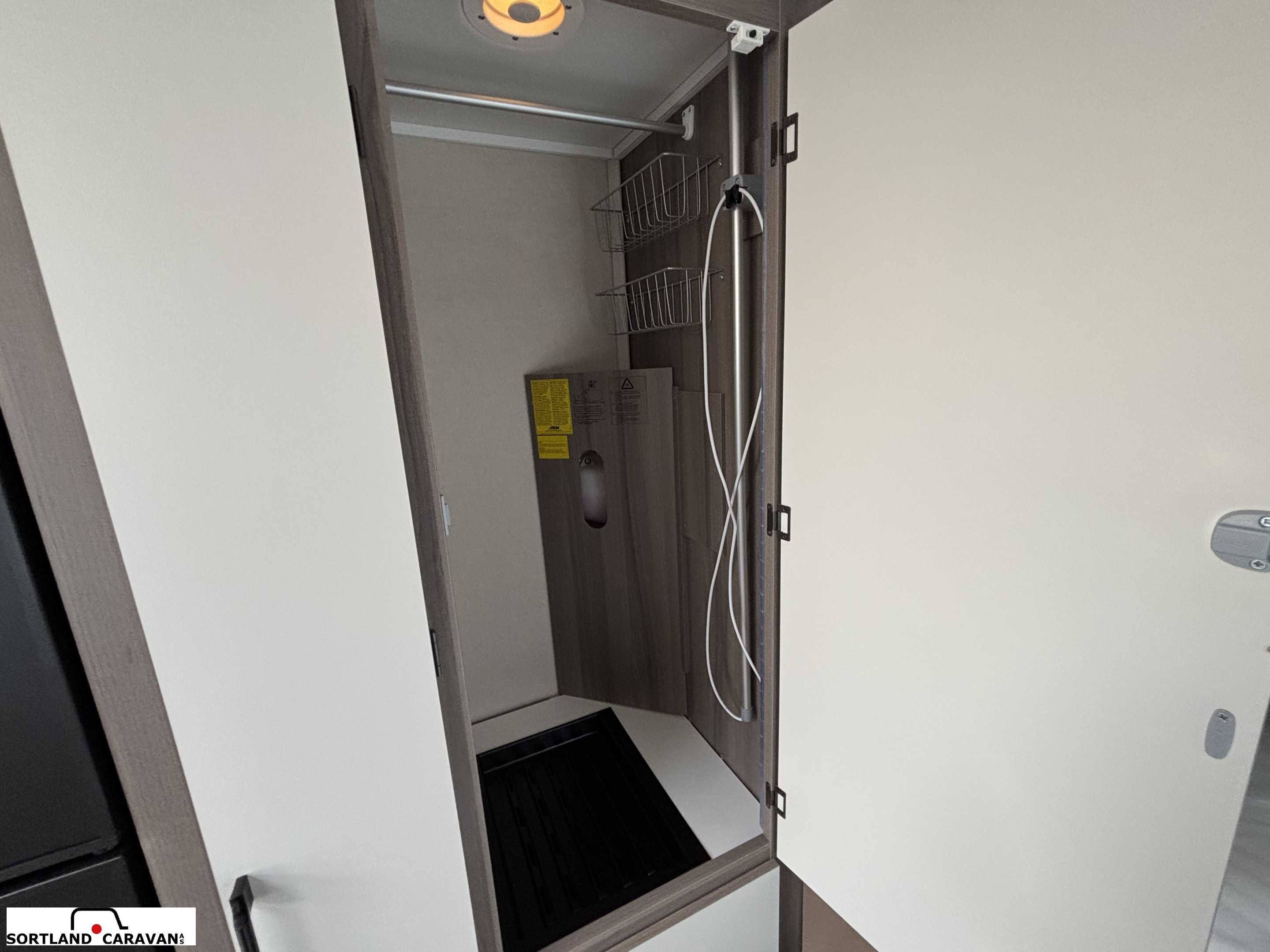 KABE ESTATE 470 XL - KABE