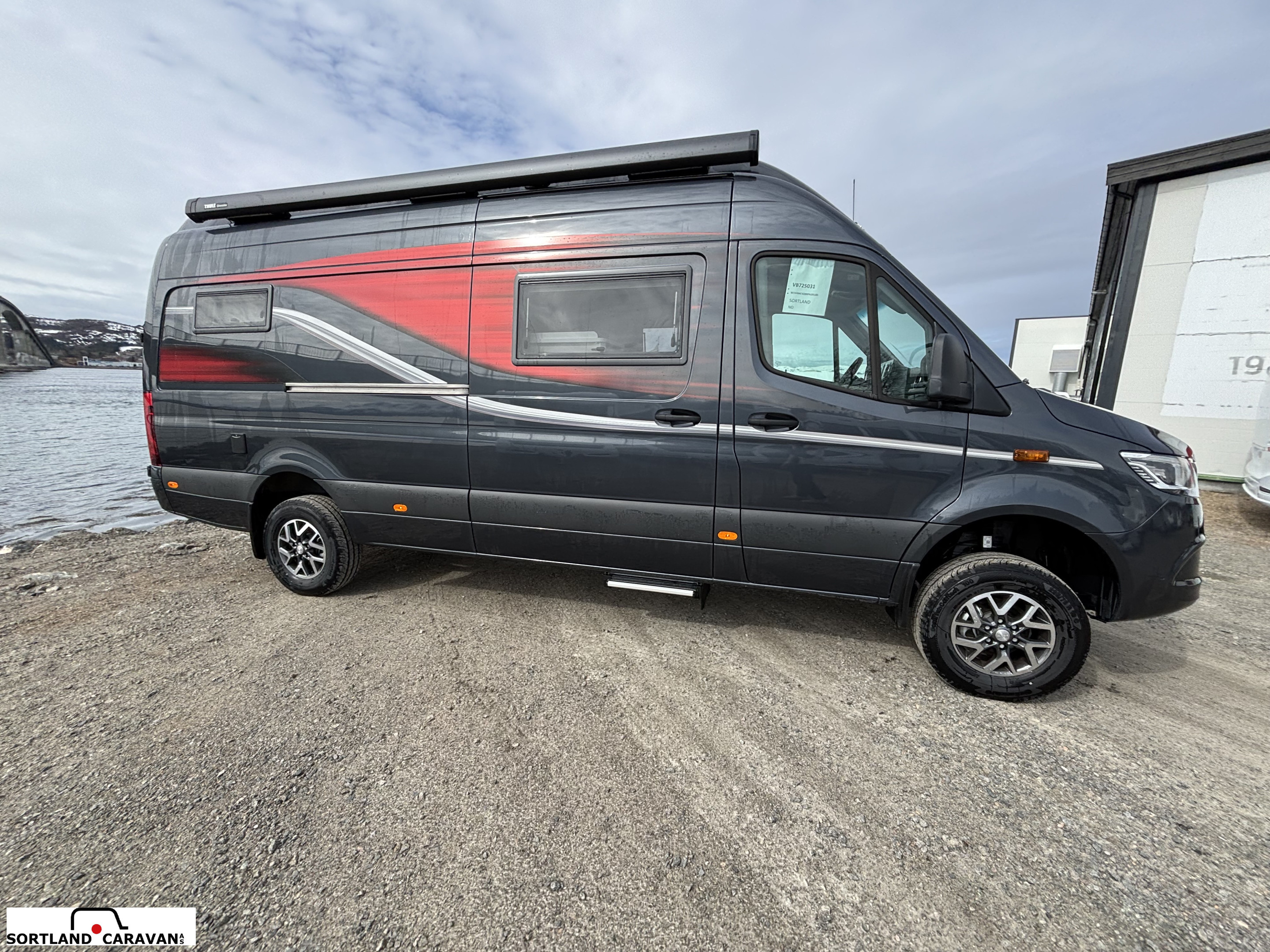 KABE Travel master Van V690 - KABE