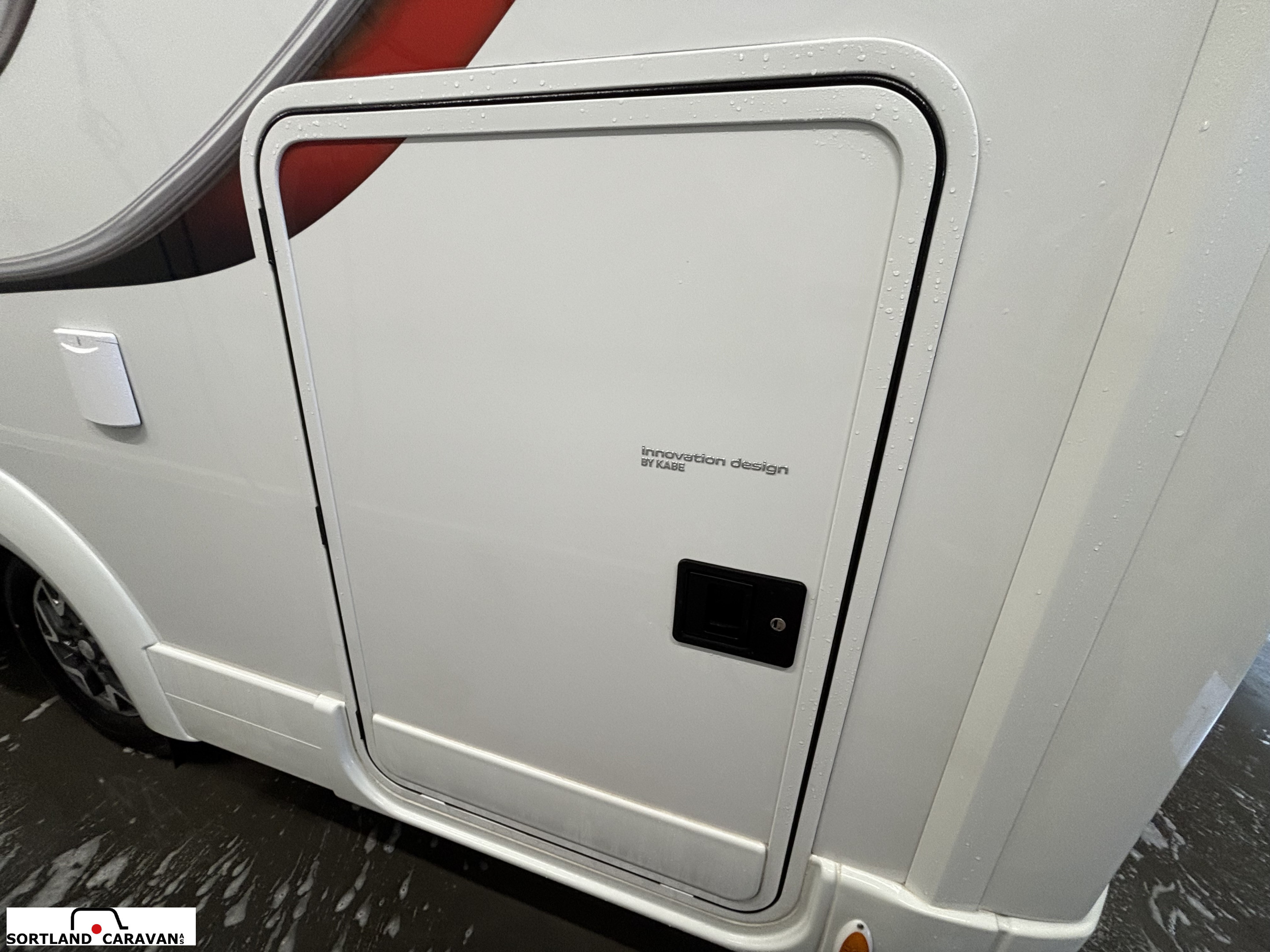KABE Royal X 780 LQB - KABE
