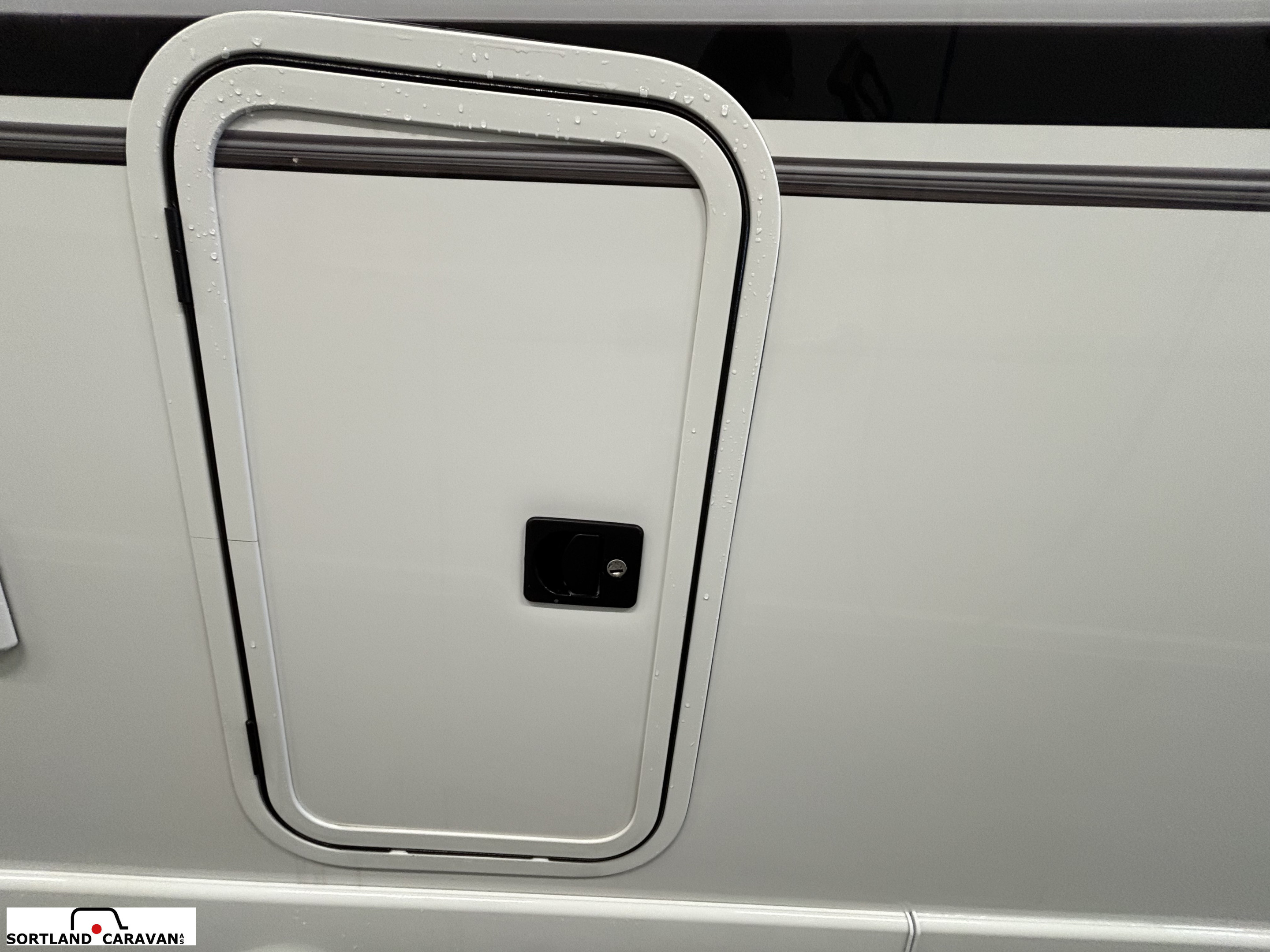 KABE Royal X 780 LQB - KABE