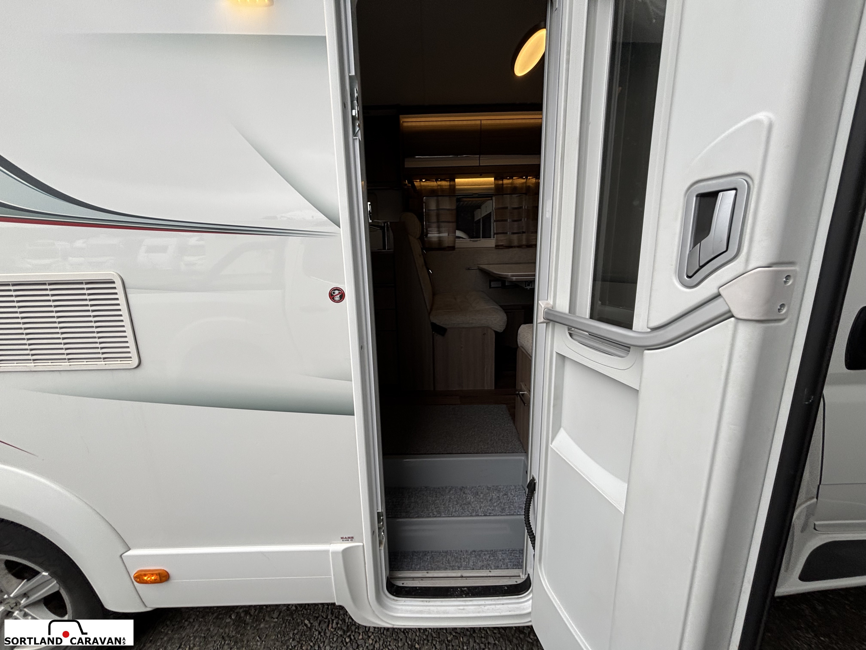KABE TMC 740 LXL - KABE