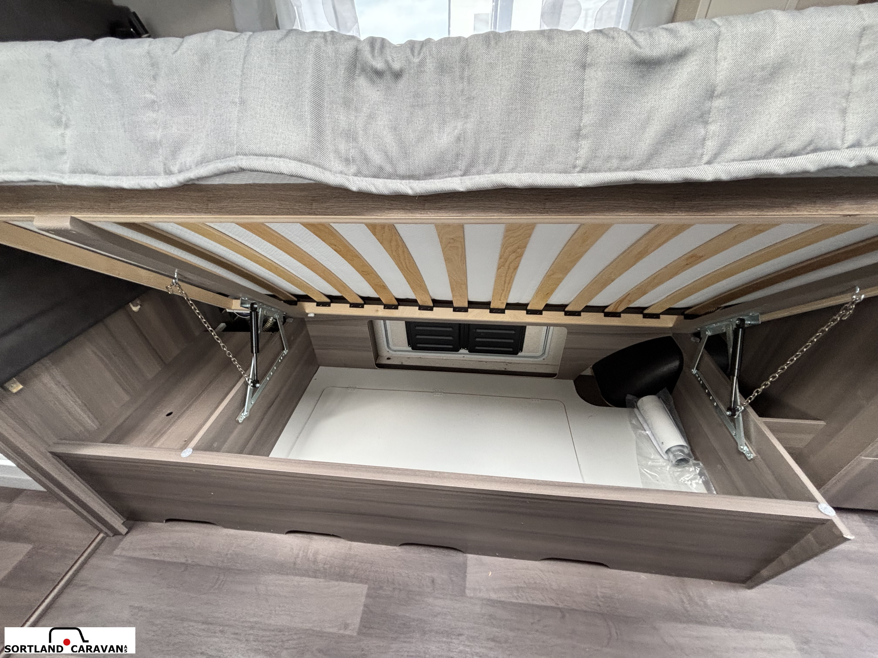 KABE ESTATE 600 TDL KS - KABE