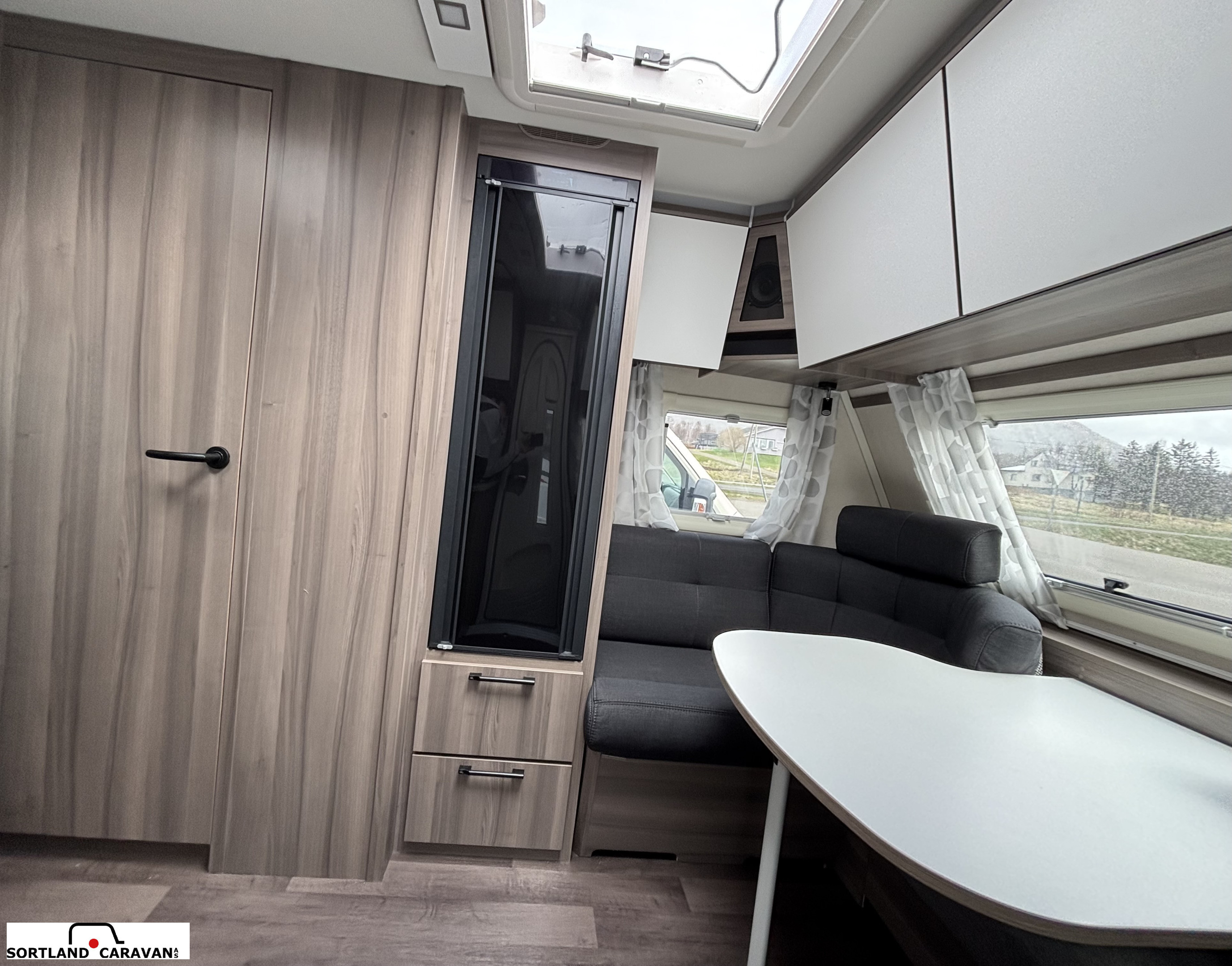 KABE ESTATE 470 GLE - KABE