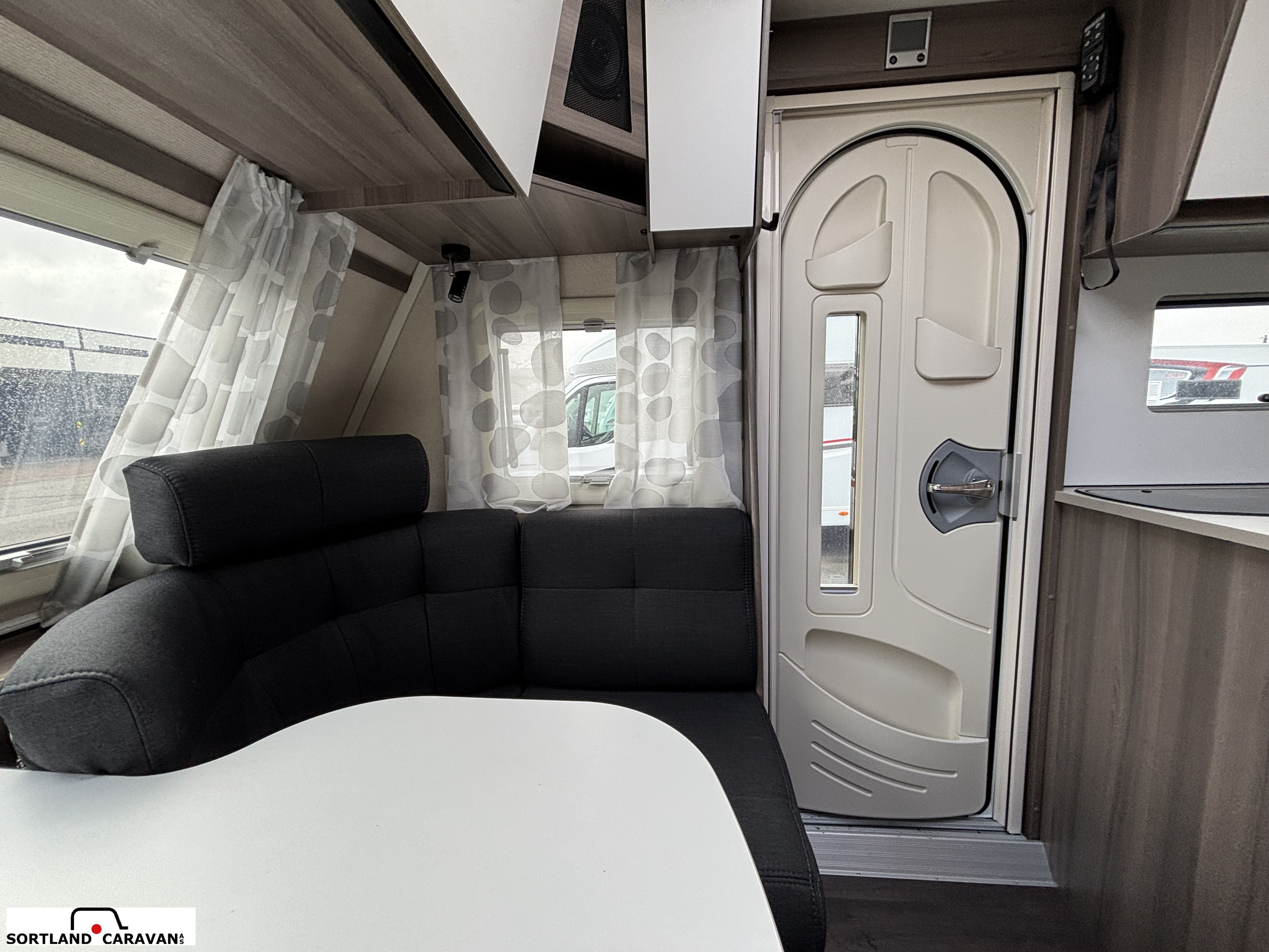 KABE ESTATE 470 GLE - KABE