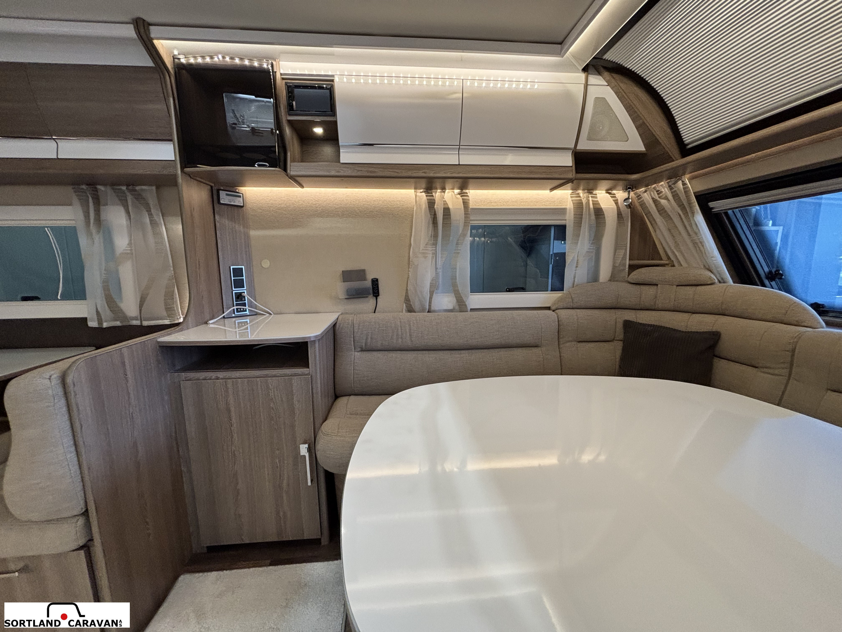 KABE ROYAL HACIENDA 880 T - KABE