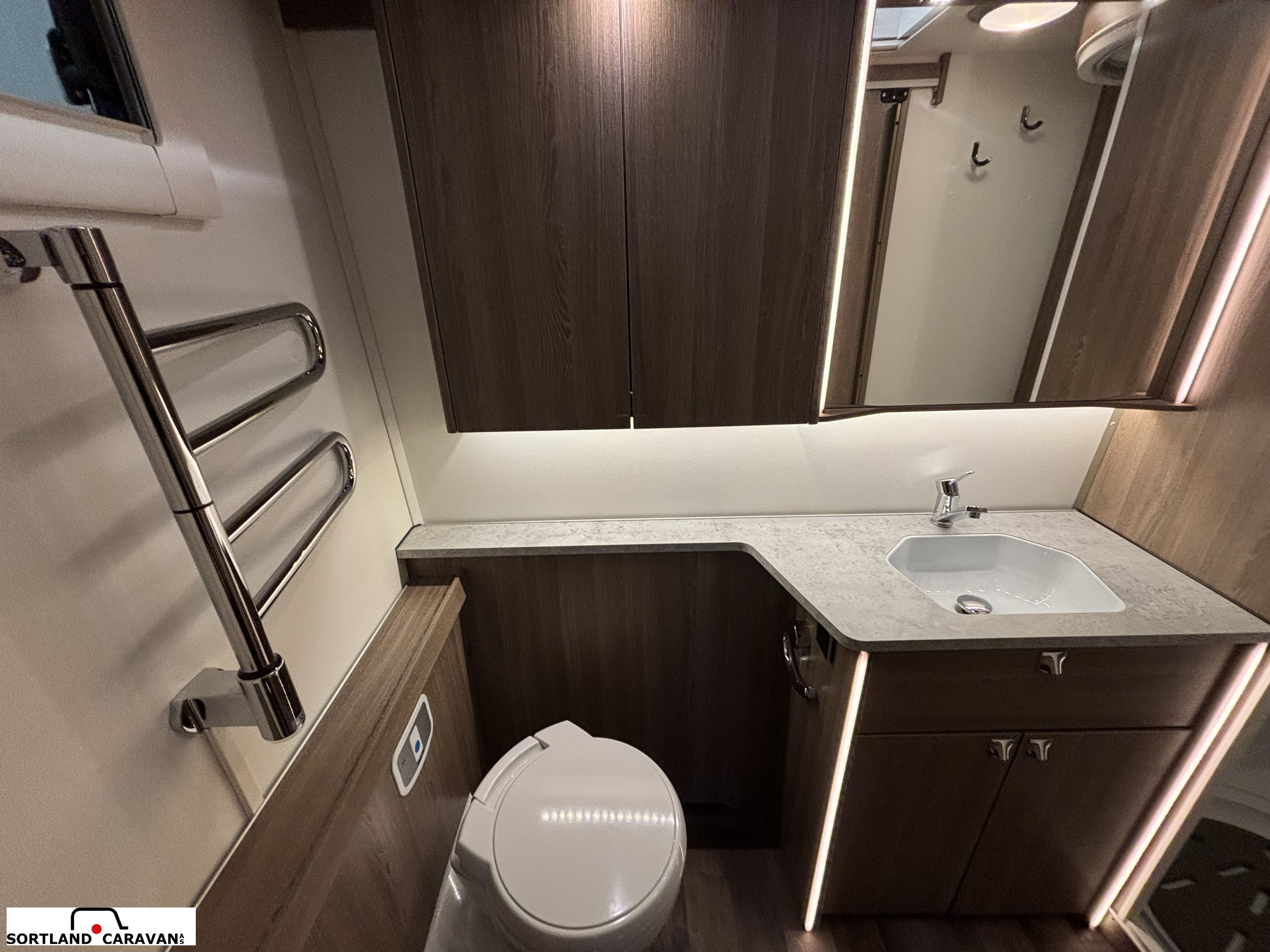 KABE ROYAL HACIENDA 880 T - KABE