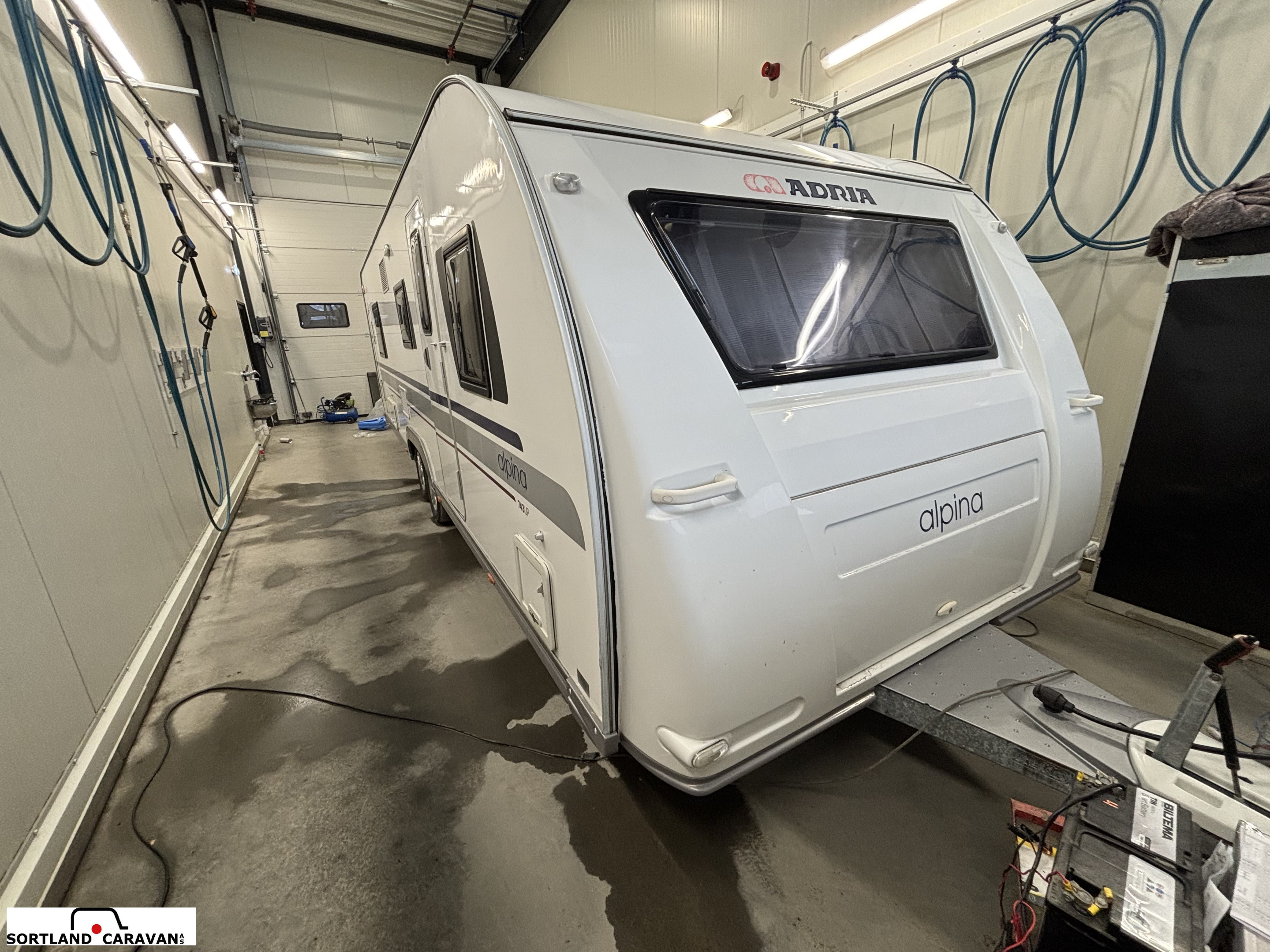 Alpina 743 UP - Adria