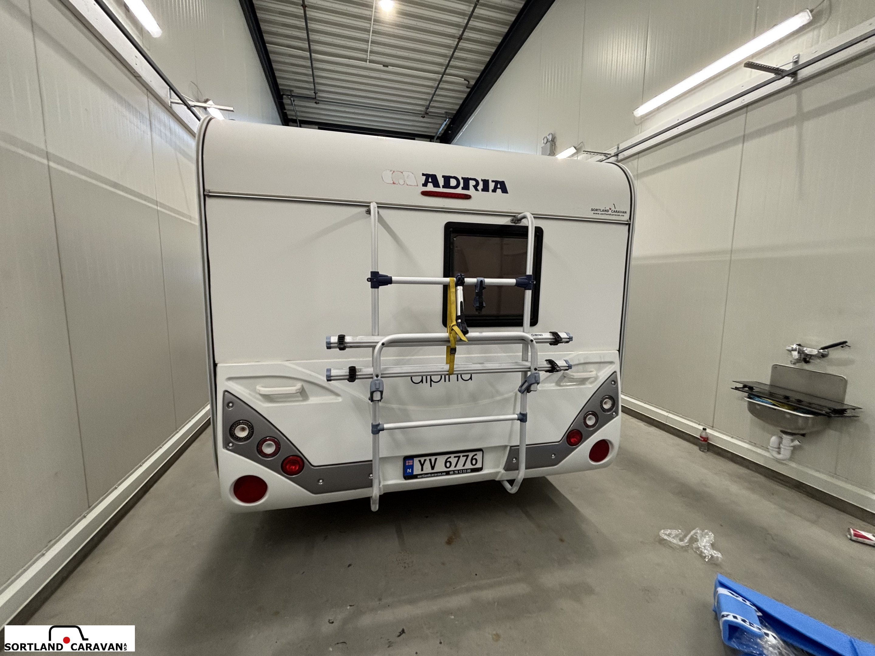 Adria Alpina 743 UP - Adria
