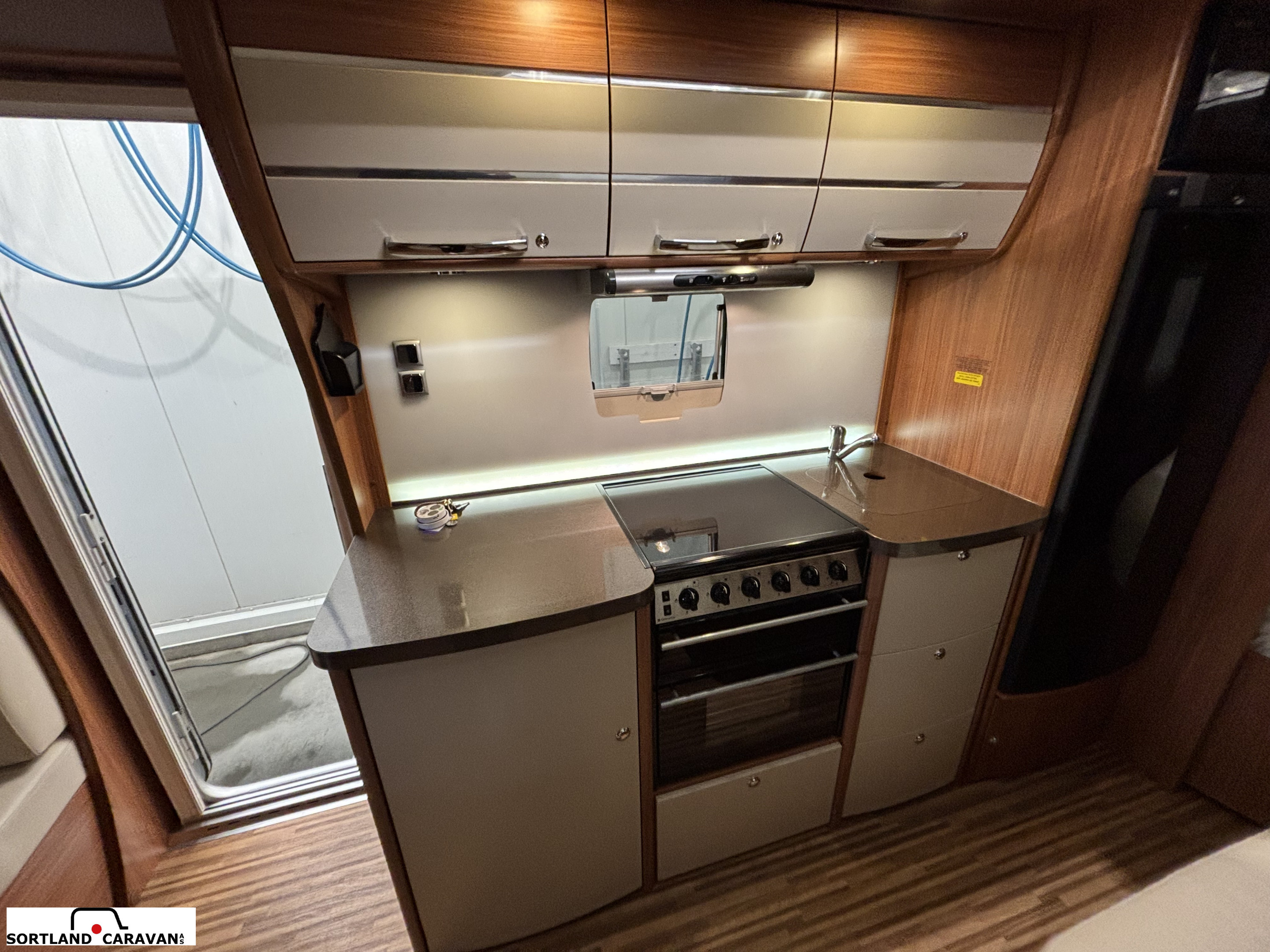Adria Alpina 743 UP - Adria