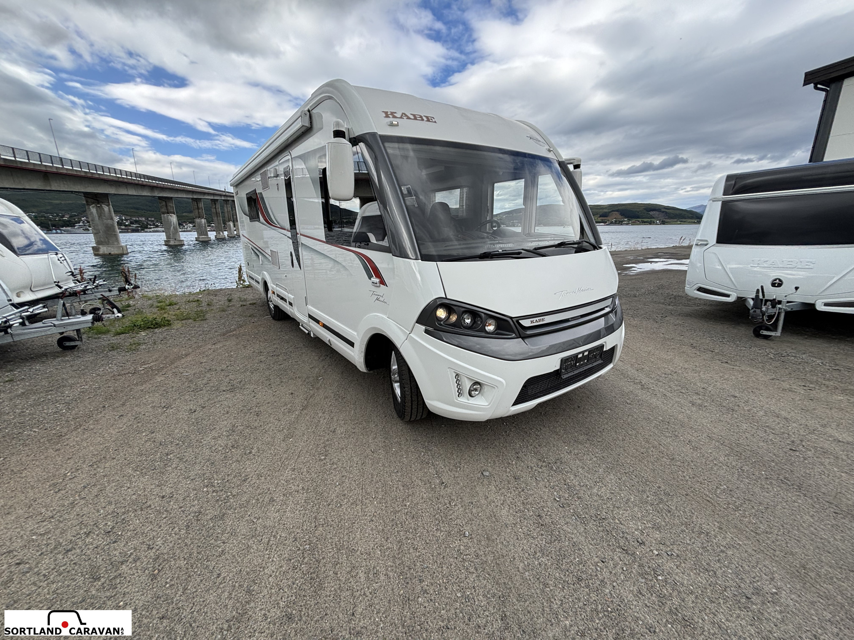 Kabe TM i 810 - KABE