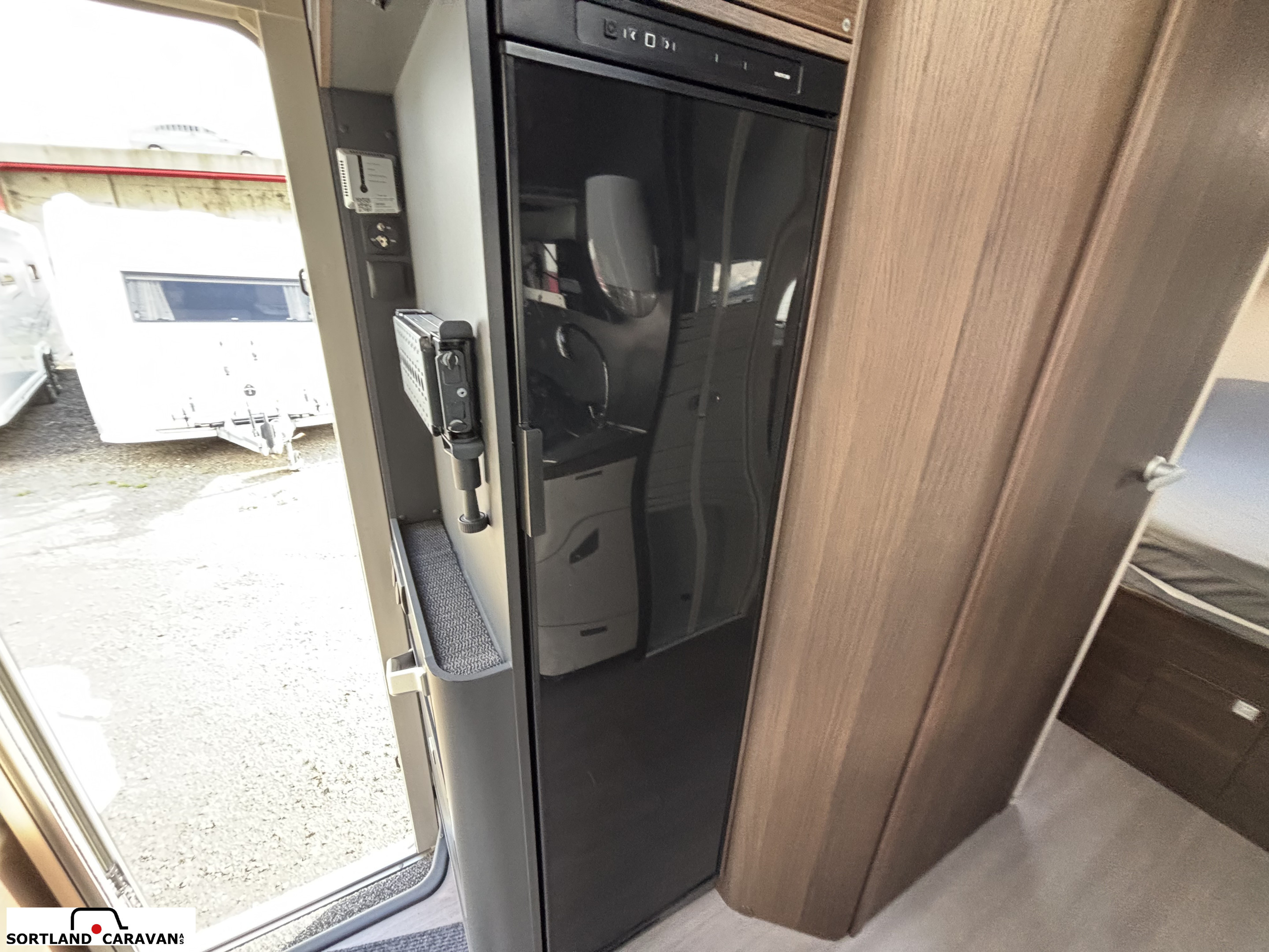 Adria matrix 670 sc m/hydrauliske støtteben - Adria