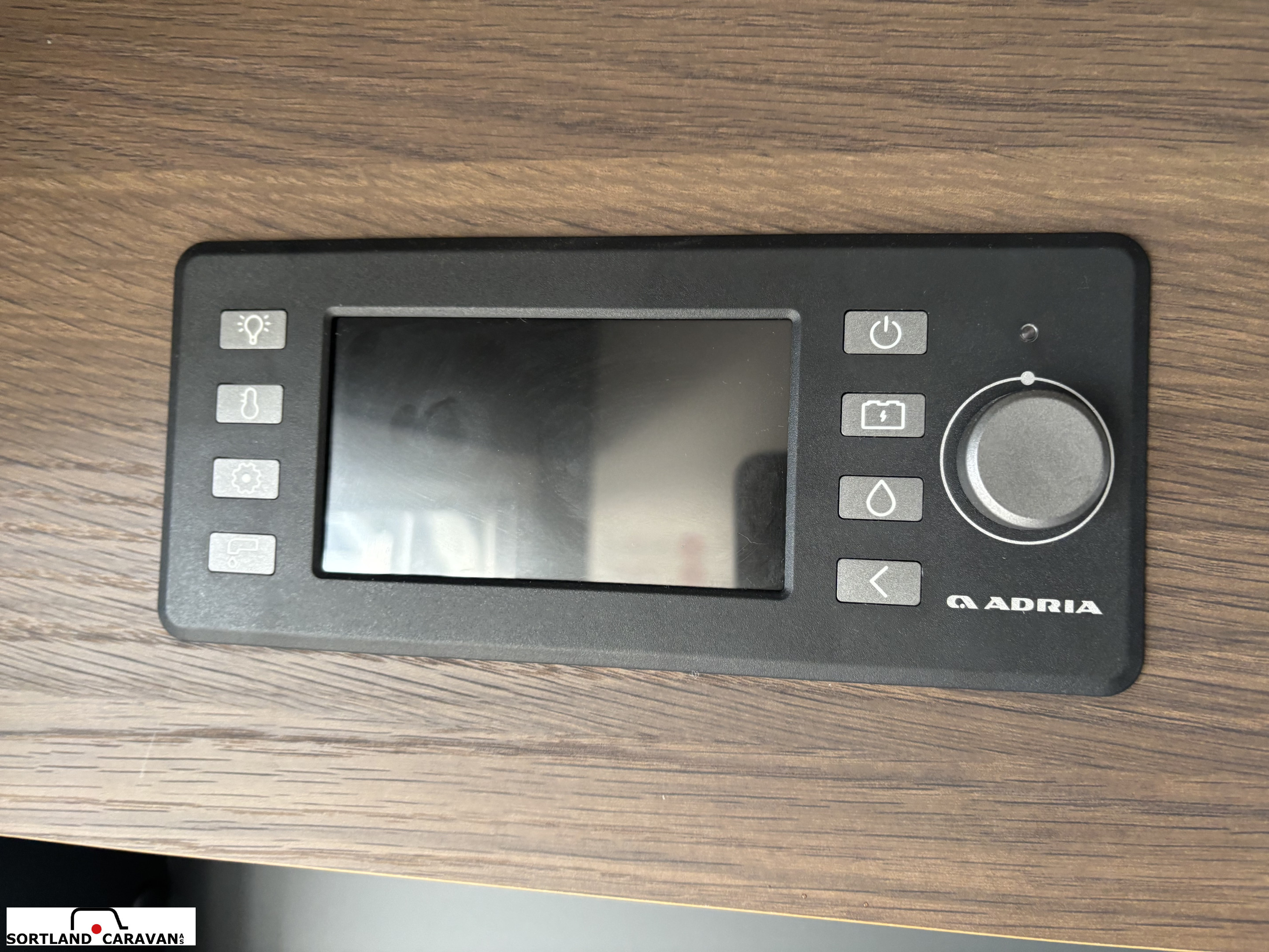 Adria matrix 670 sc m/hydrauliske støtteben - Adria
