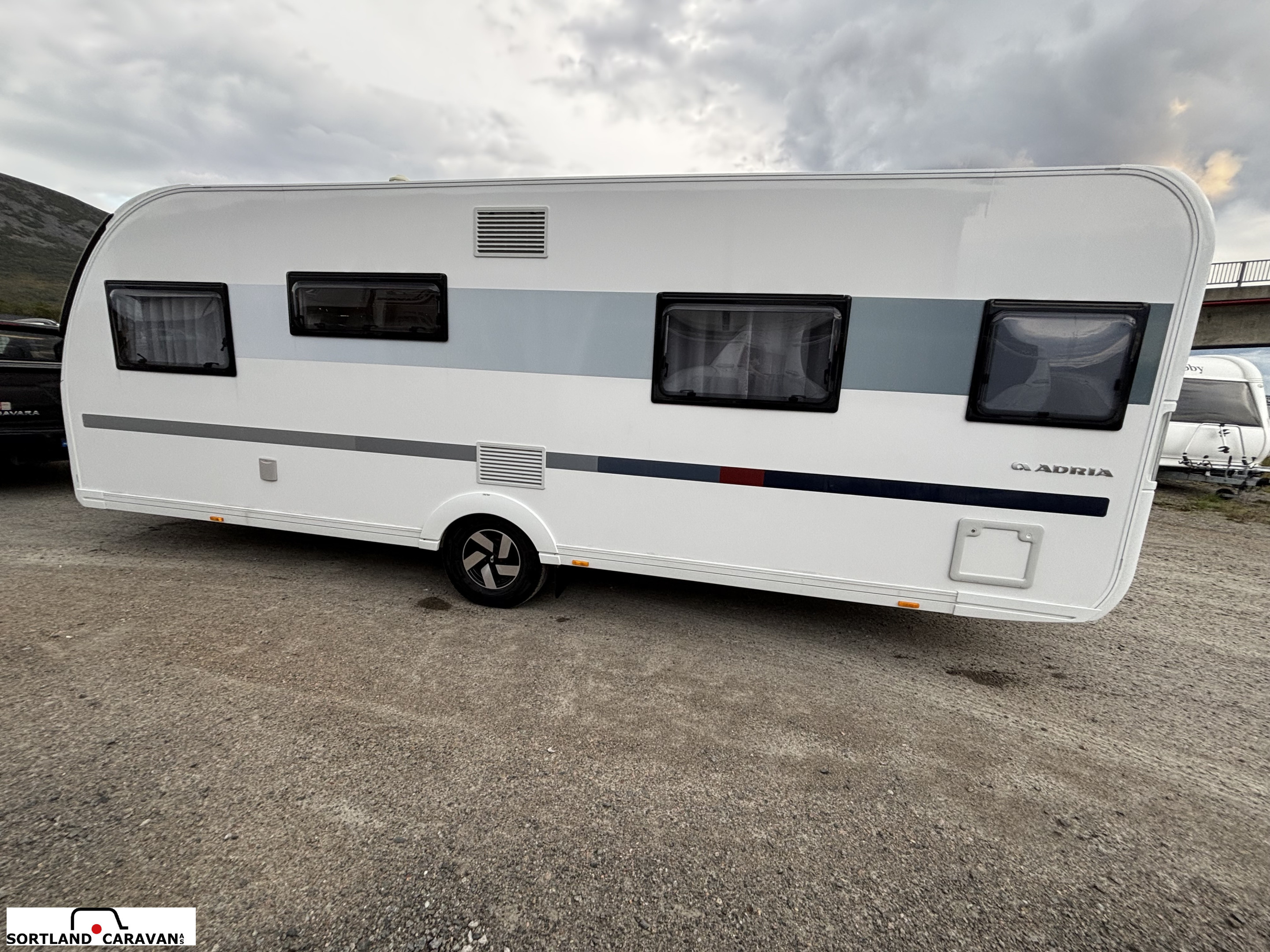 Adria Adora 613 UT - Adria