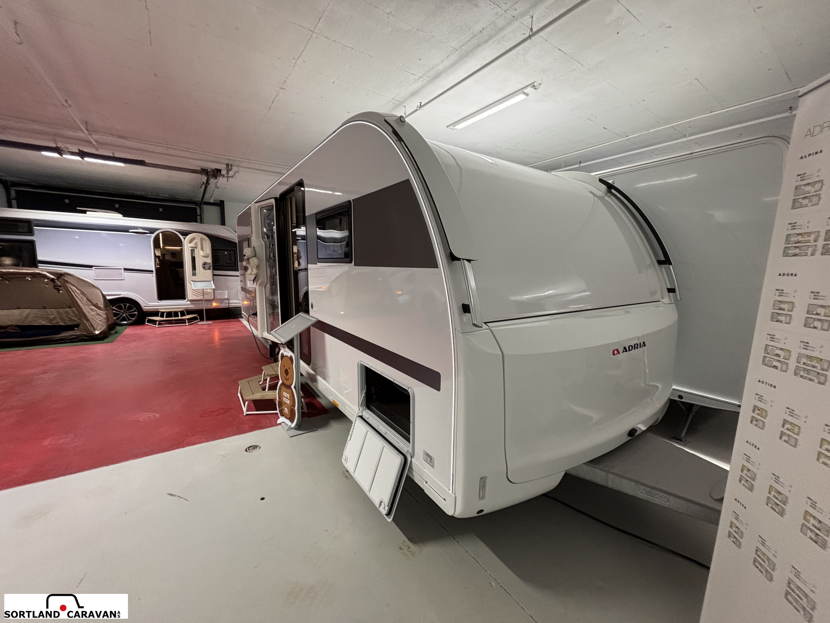 ALPINA 663 PT - Adria