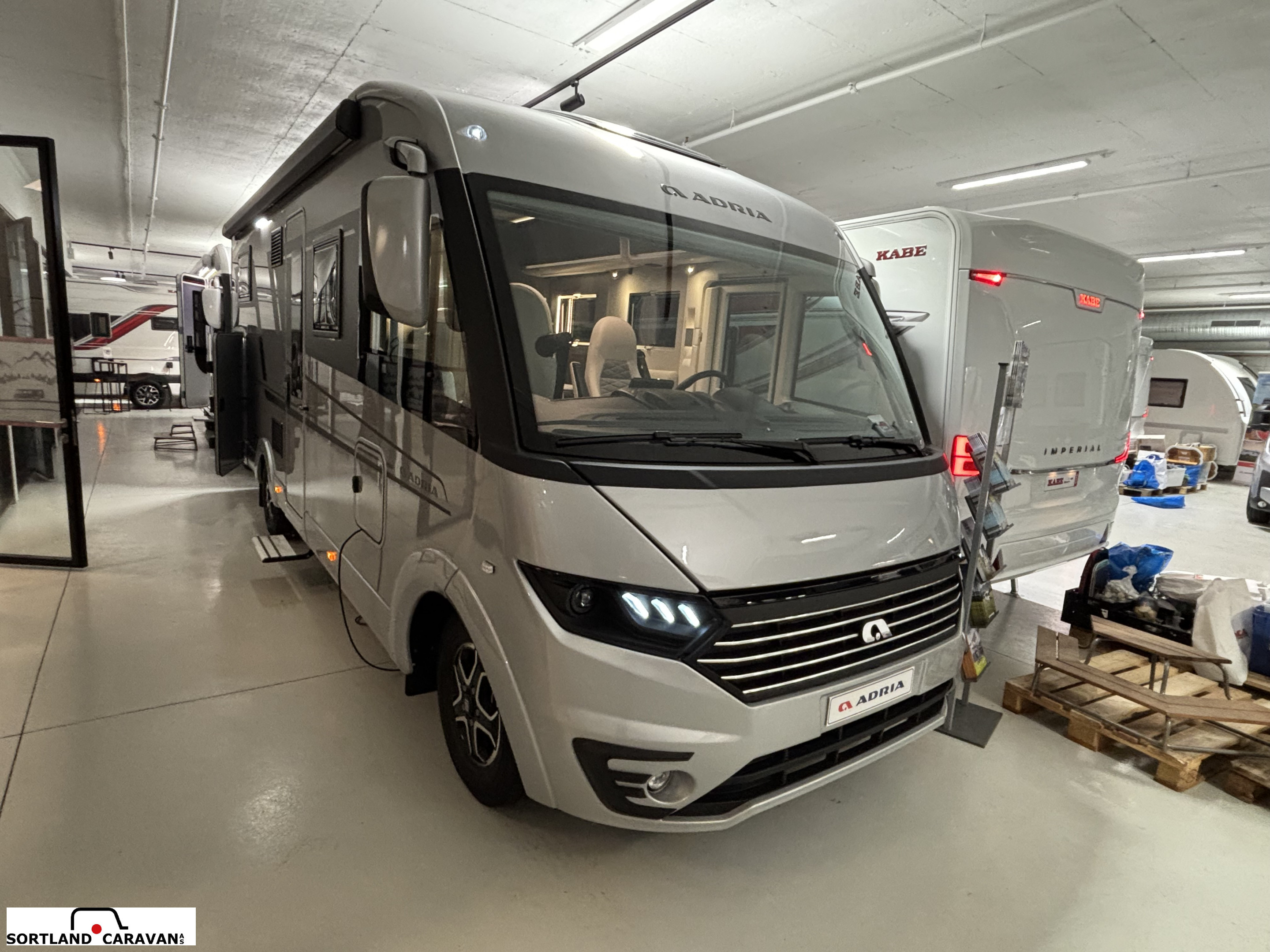 SONIC SUPREME 700 DL - Fiat MultiJet3 180HP (131kW) 44H - Adria