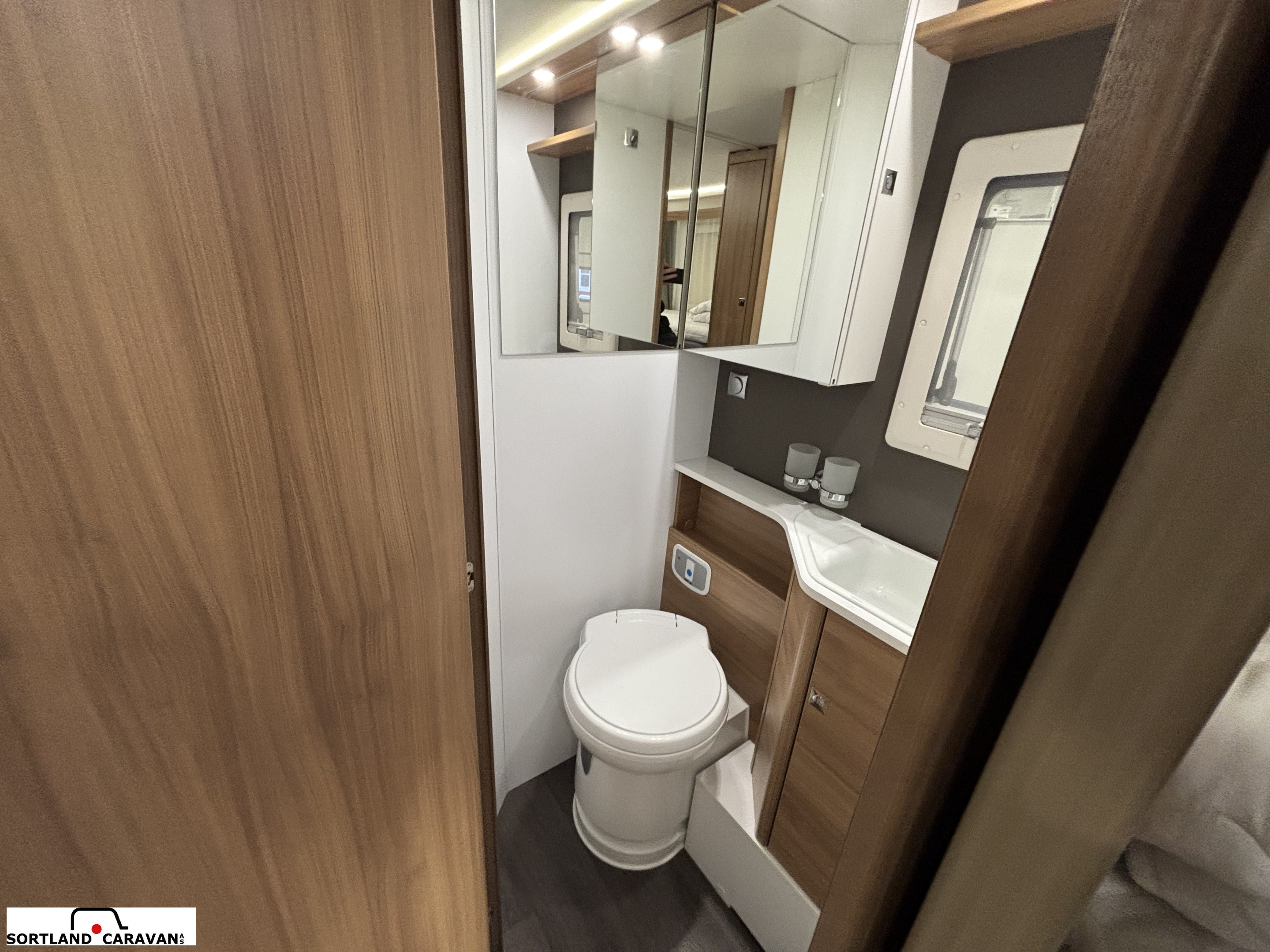 Adria Nord Kapp Coral 670sl - Adria