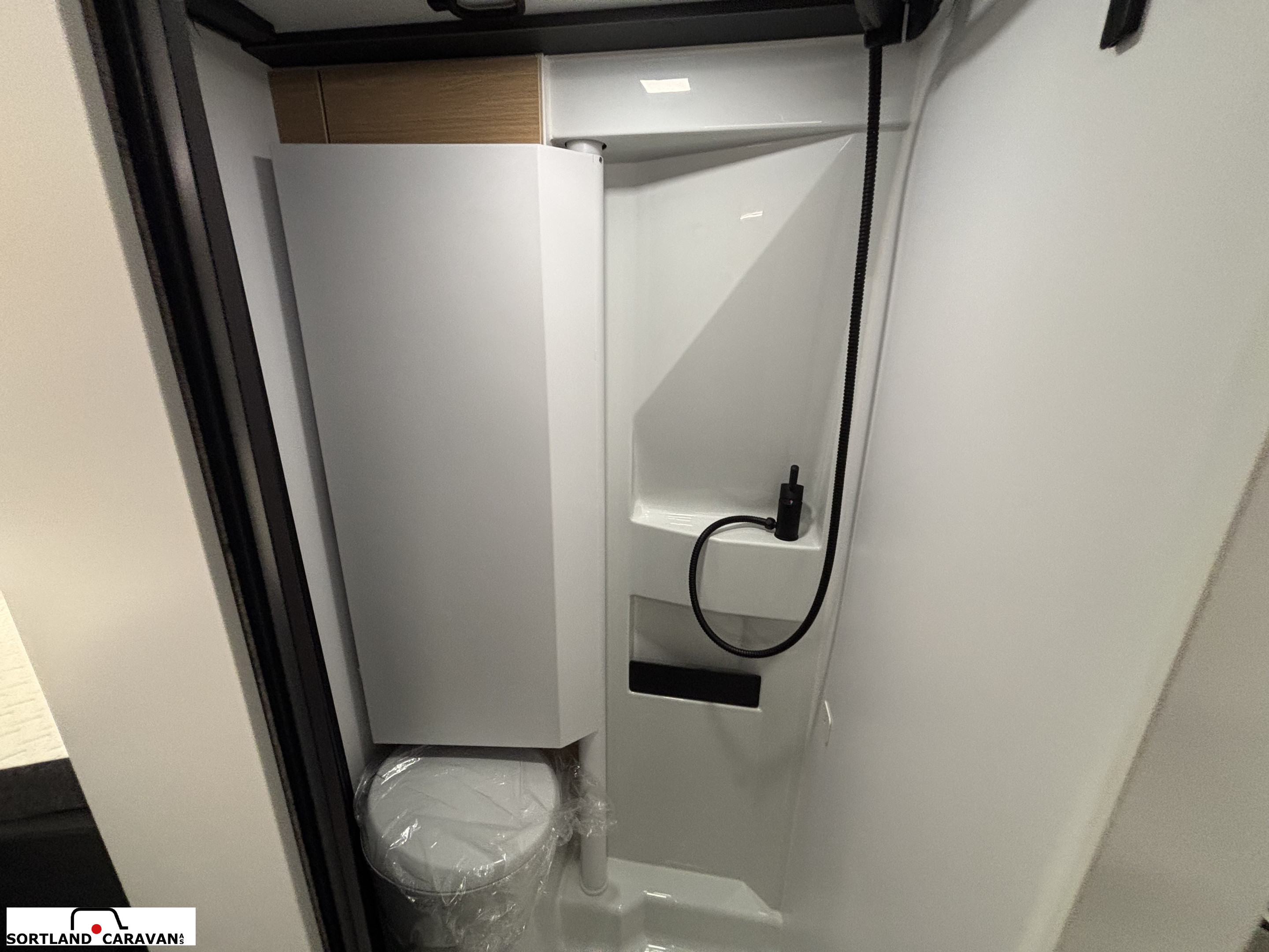 Adria TWIN 640 SLB 60Y - Fiat MultiJet3 140HP (103kW) 35H - Adria