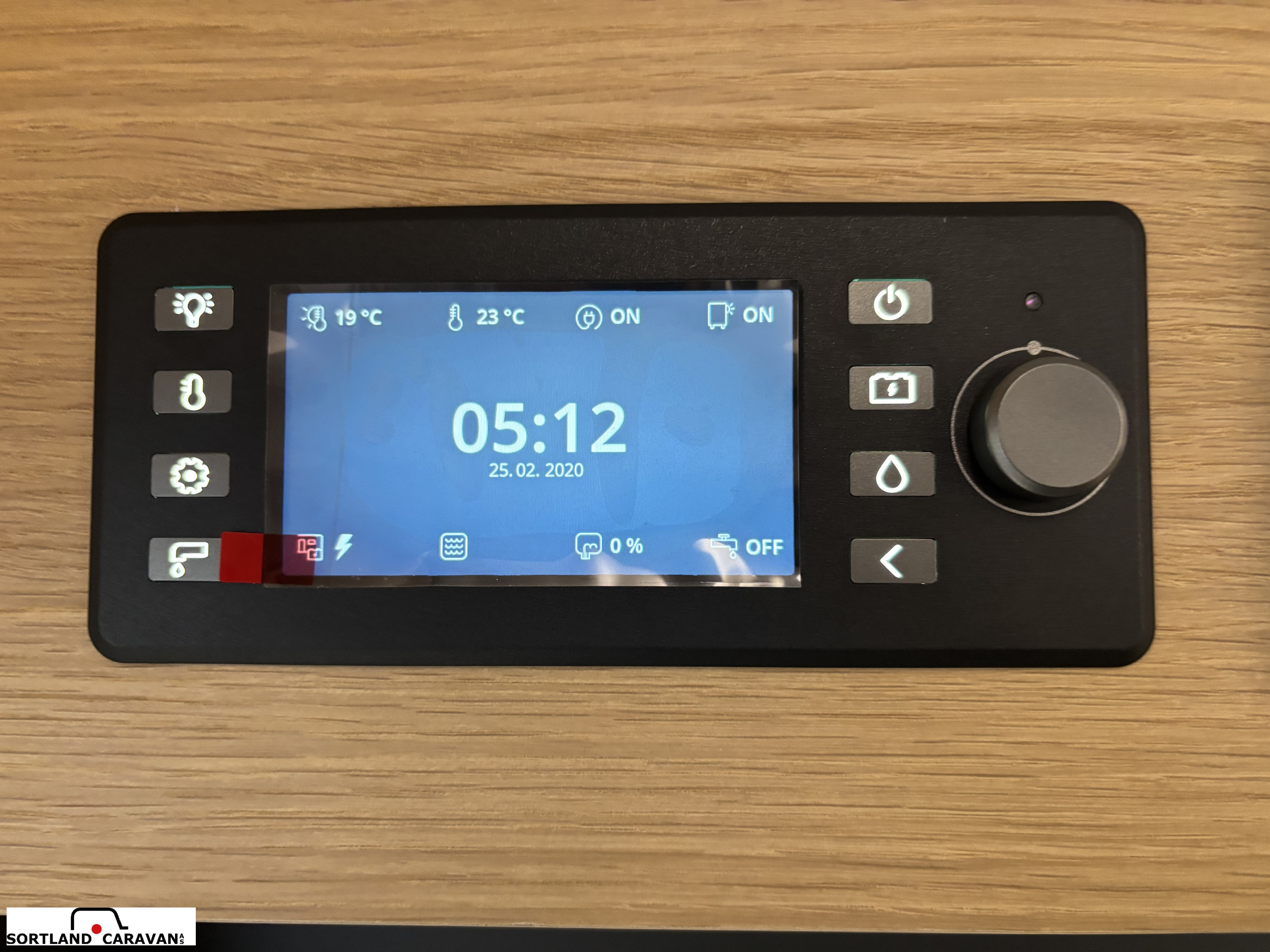 Adria CORAL 670 DL 60Y - Fiat MultiJet3 140HP (103kW) HD 35L - Adria