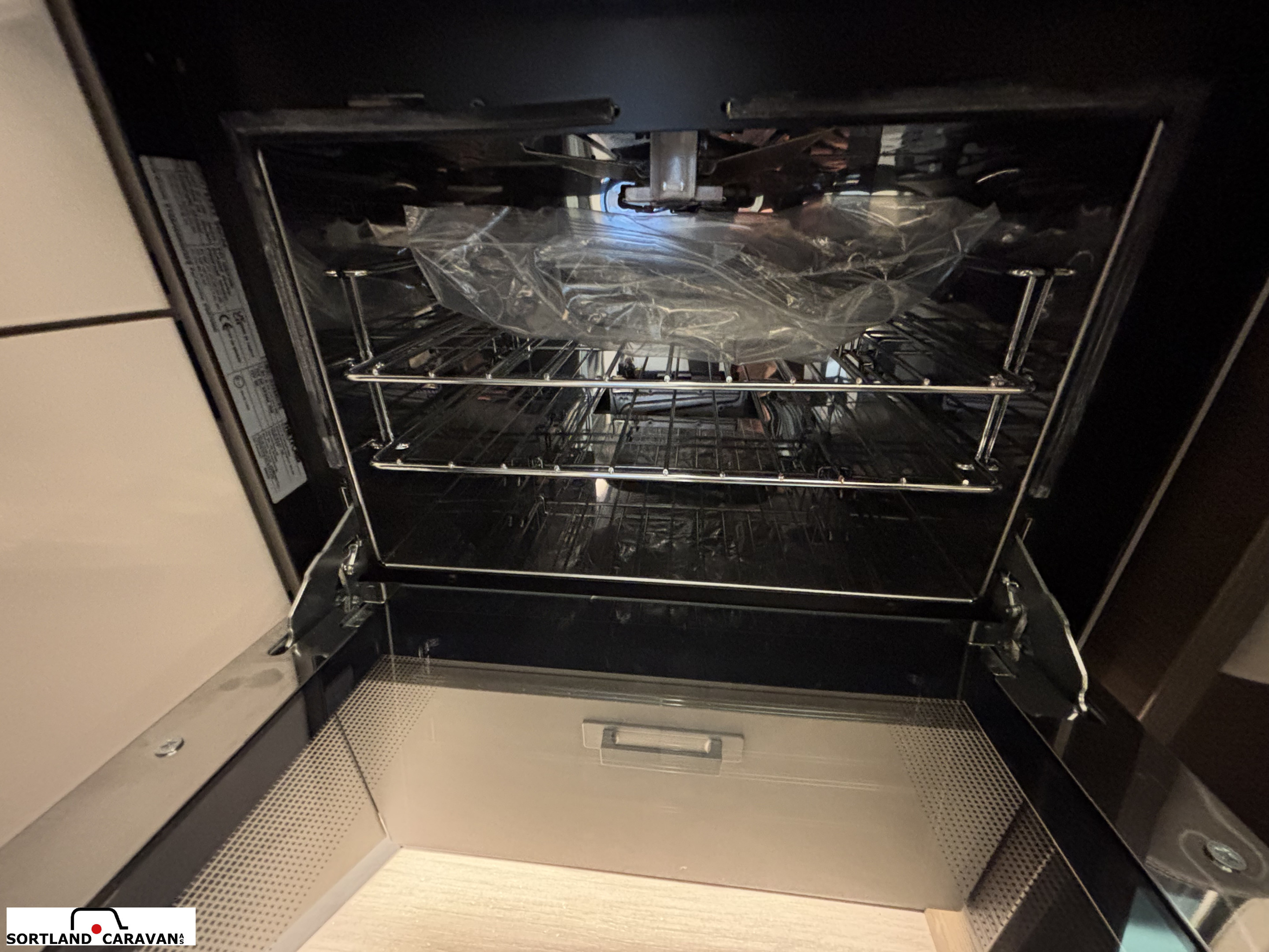 Adria SONIC SUPREME 700 DL - Fiat MultiJet3 180HP (131kW) 44H - Adria