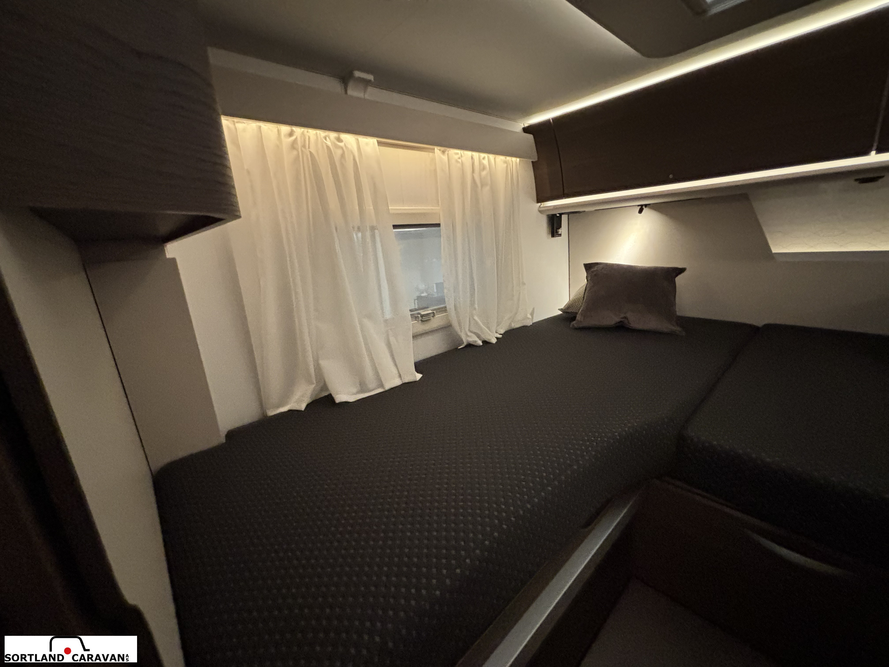 Adria SONIC SUPREME 700 DL - Fiat MultiJet3 180HP (131kW) 44H - Adria