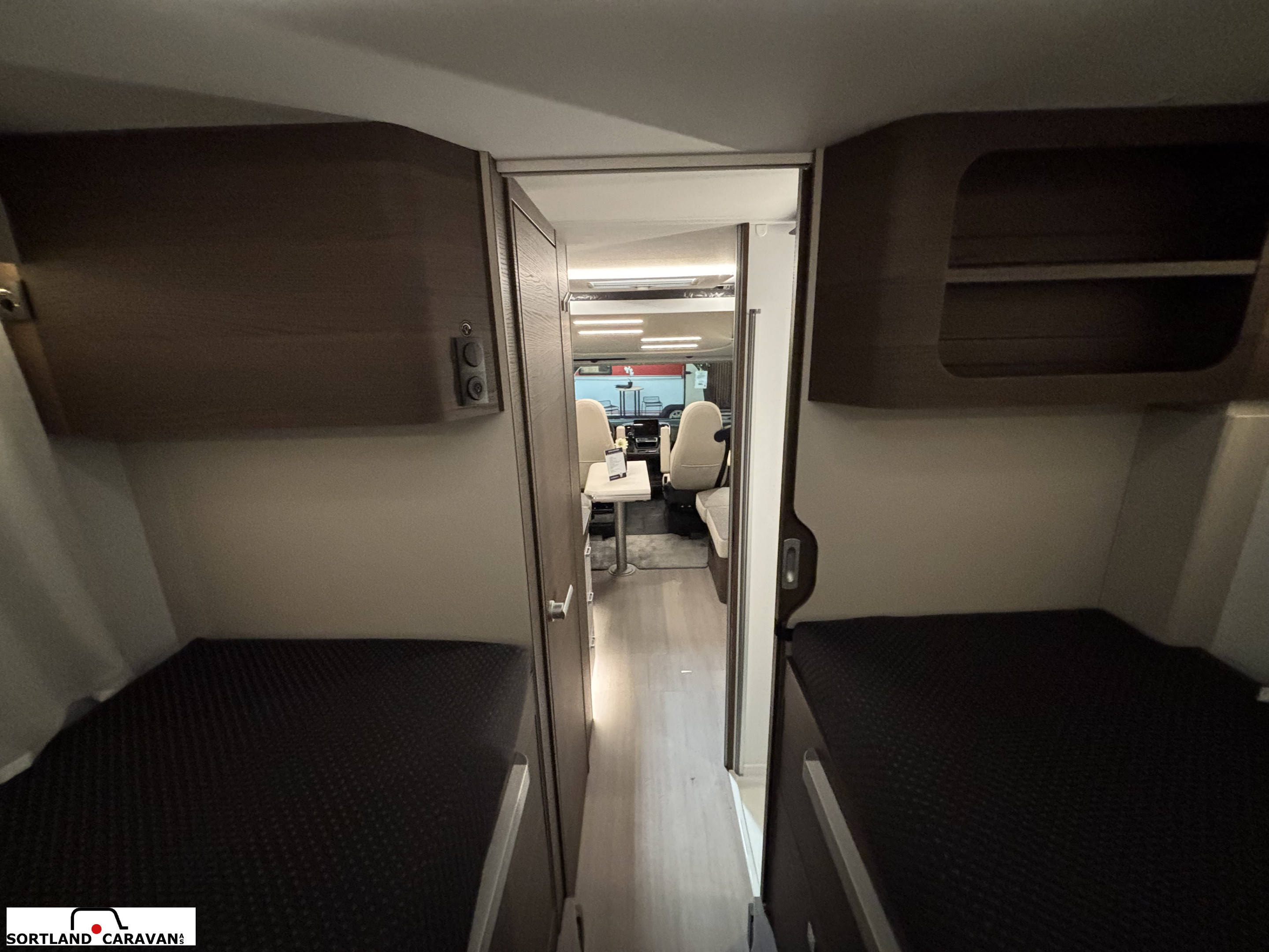 Adria SONIC SUPREME 700 DL - Fiat MultiJet3 180HP (131kW) 44H - Adria