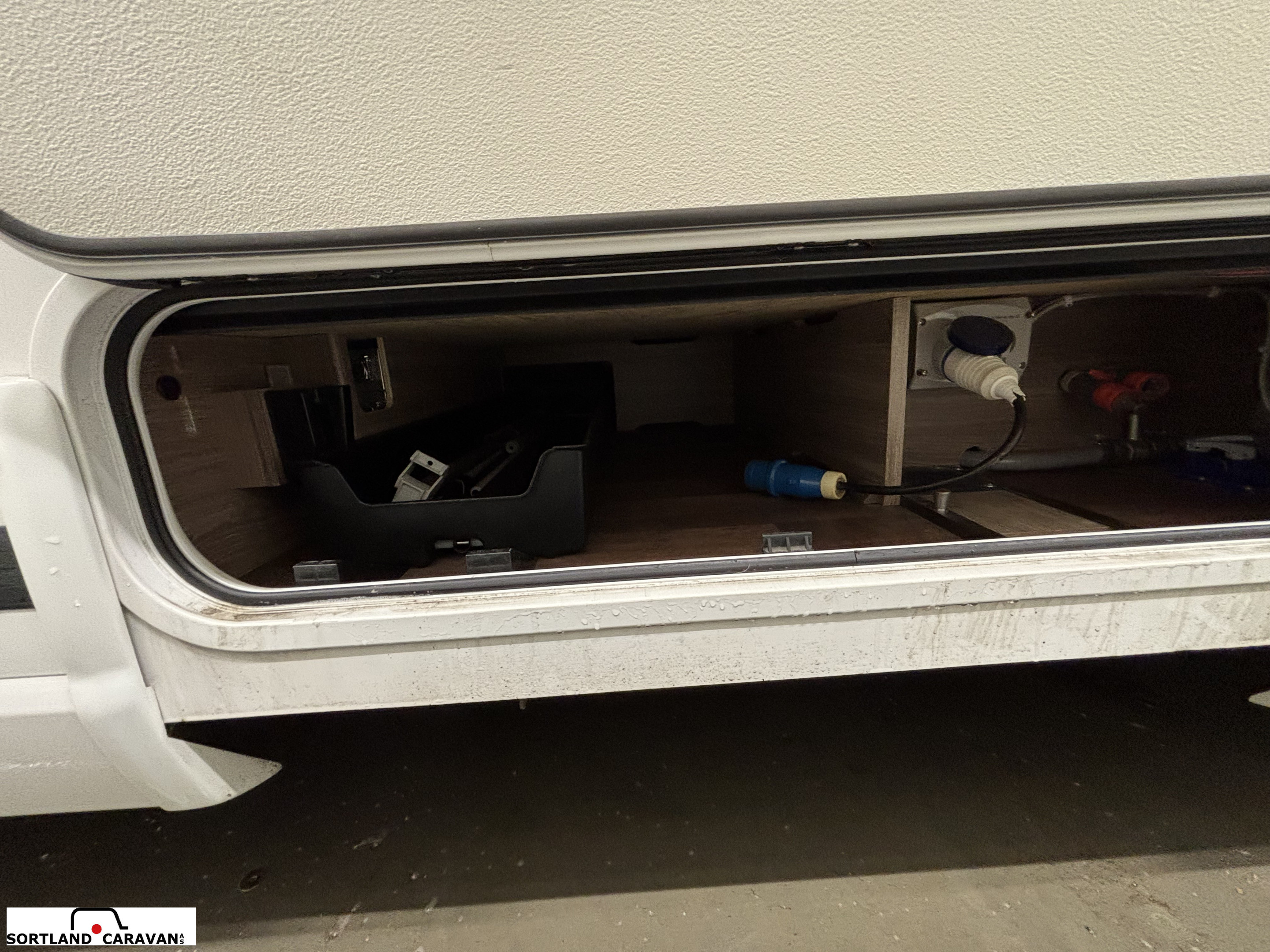 KABE TM I 860 LQB - KABE