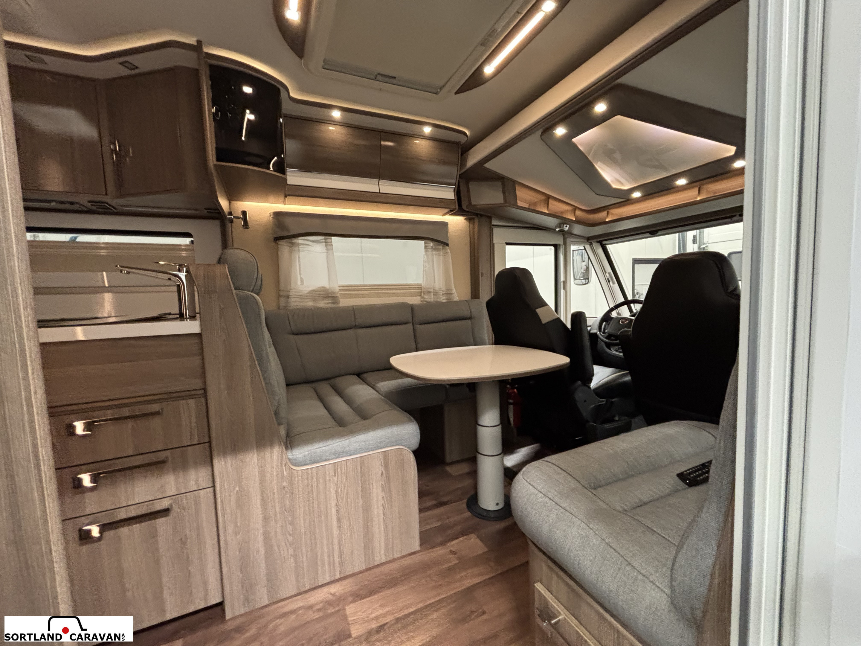 KABE TM I 860 LQB - KABE