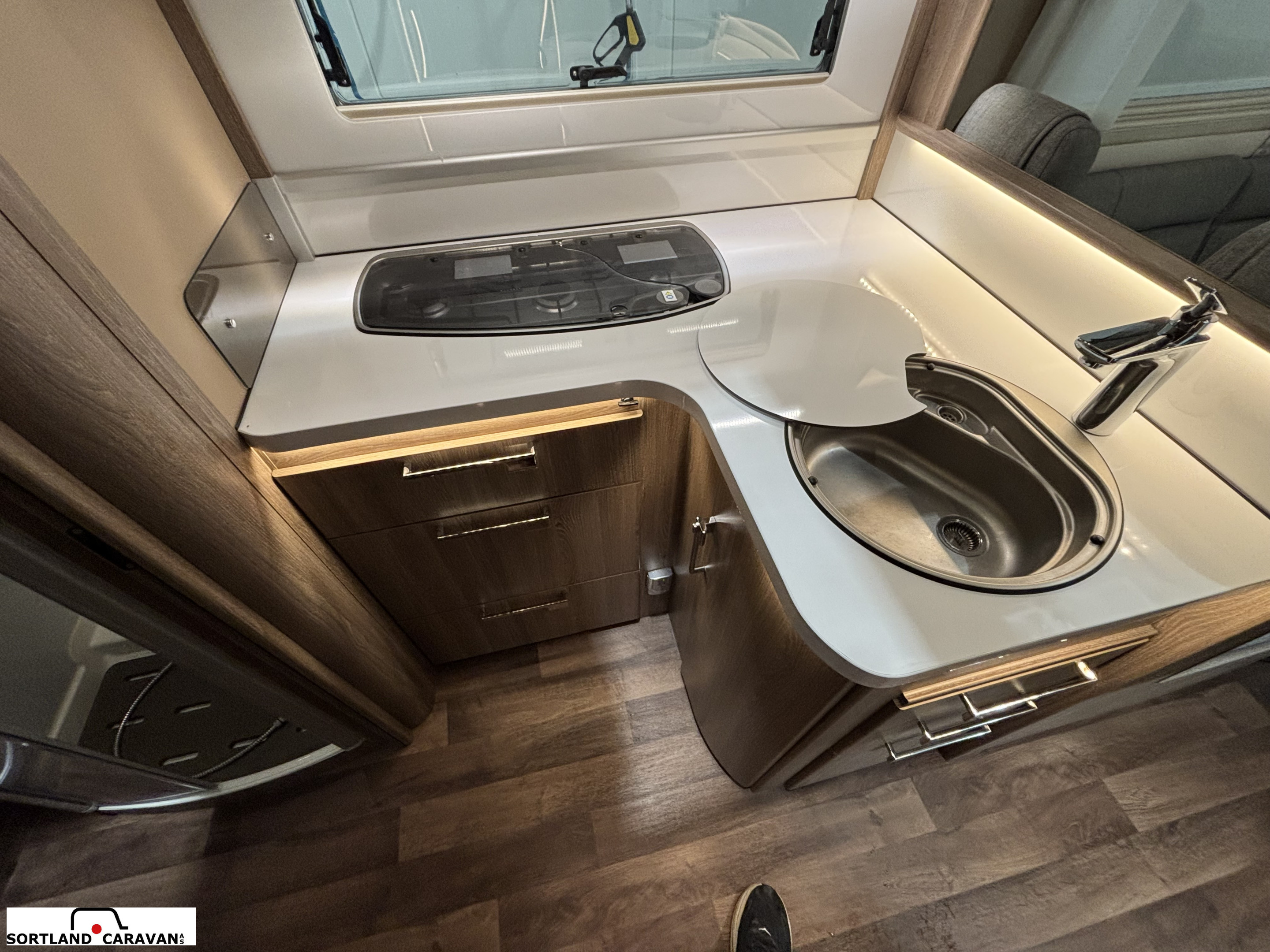 KABE TM I 860 LQB - KABE