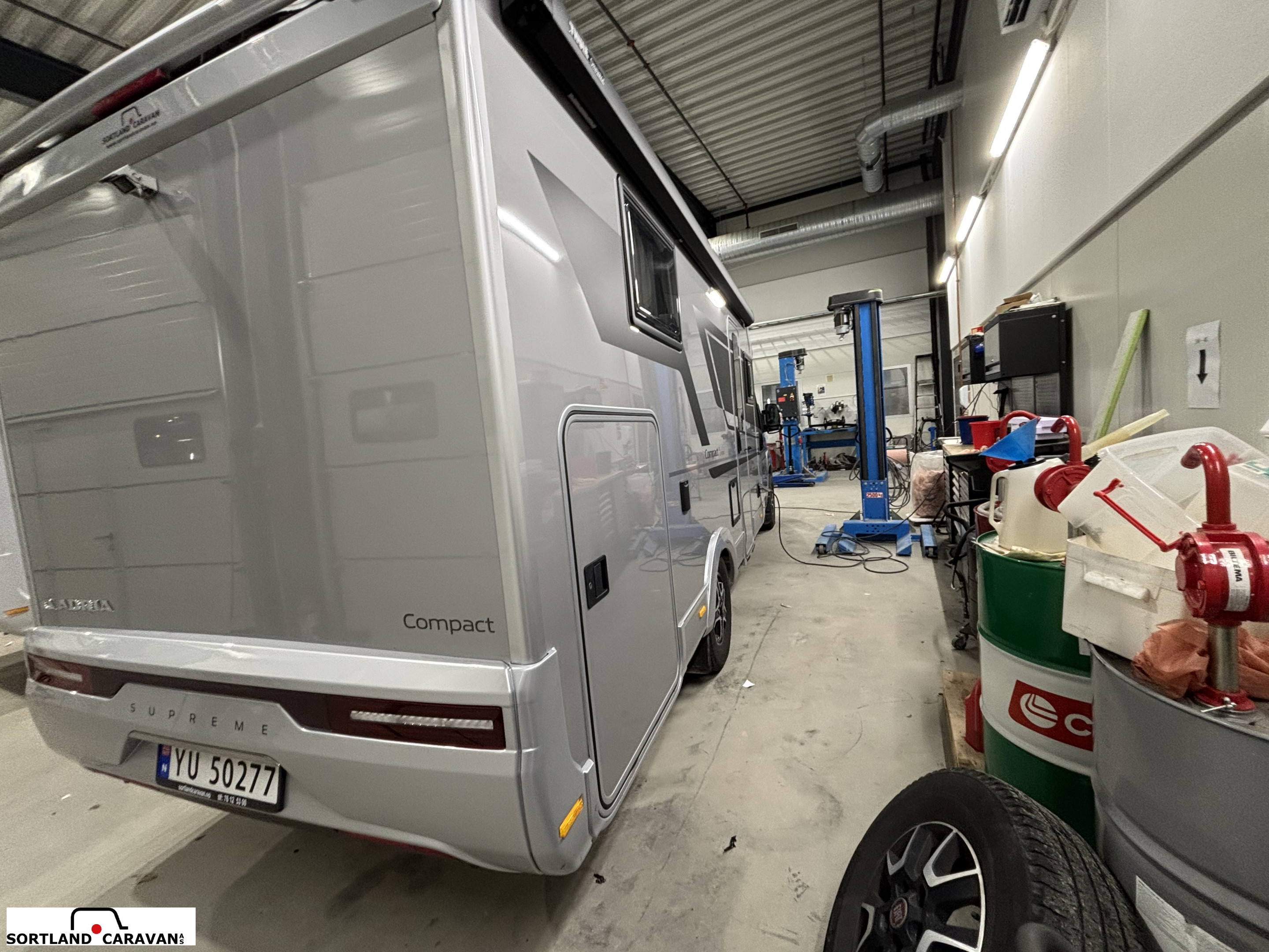 Adria Compact DL - Adria