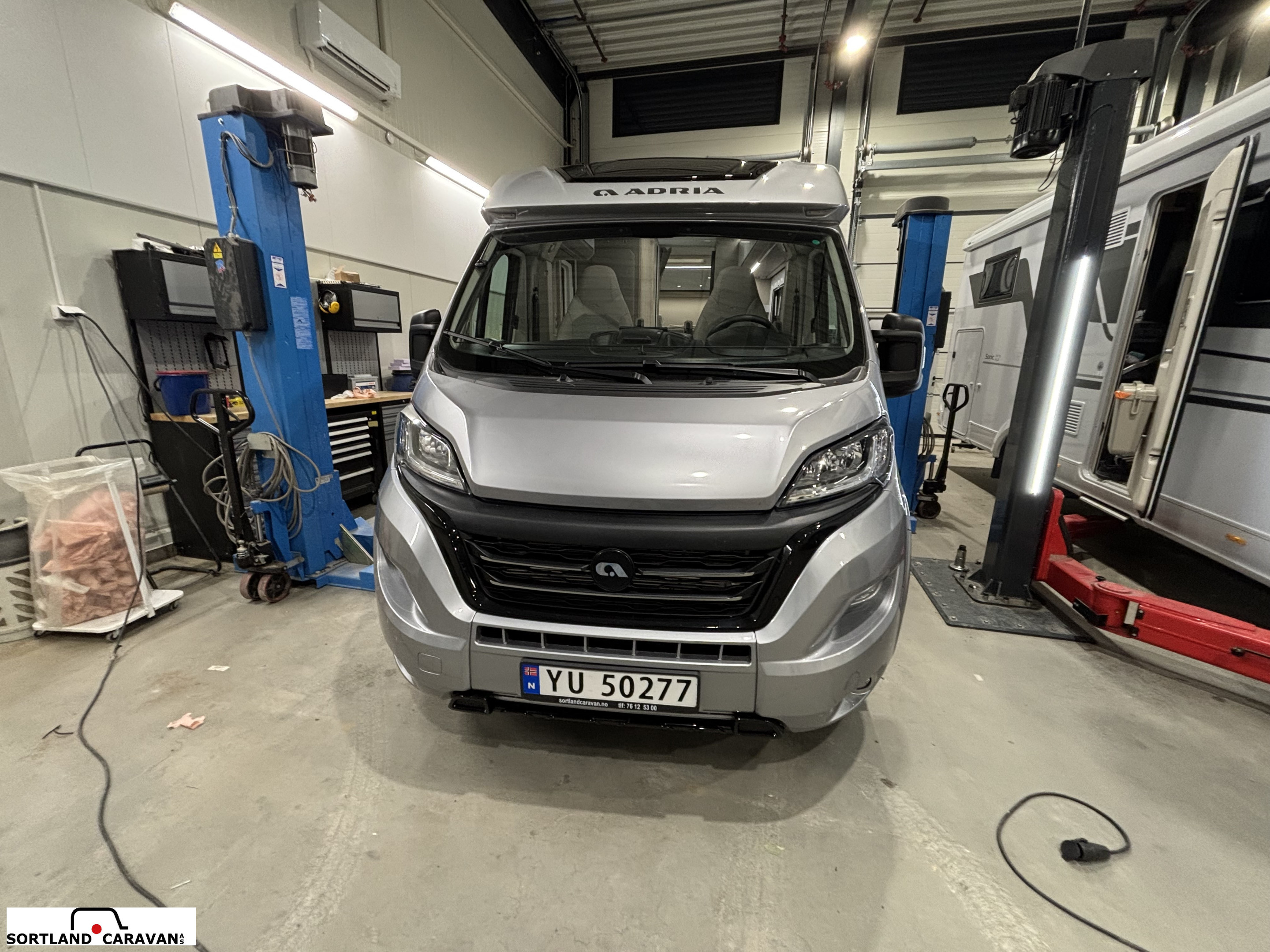 Adria Compact DL - Adria