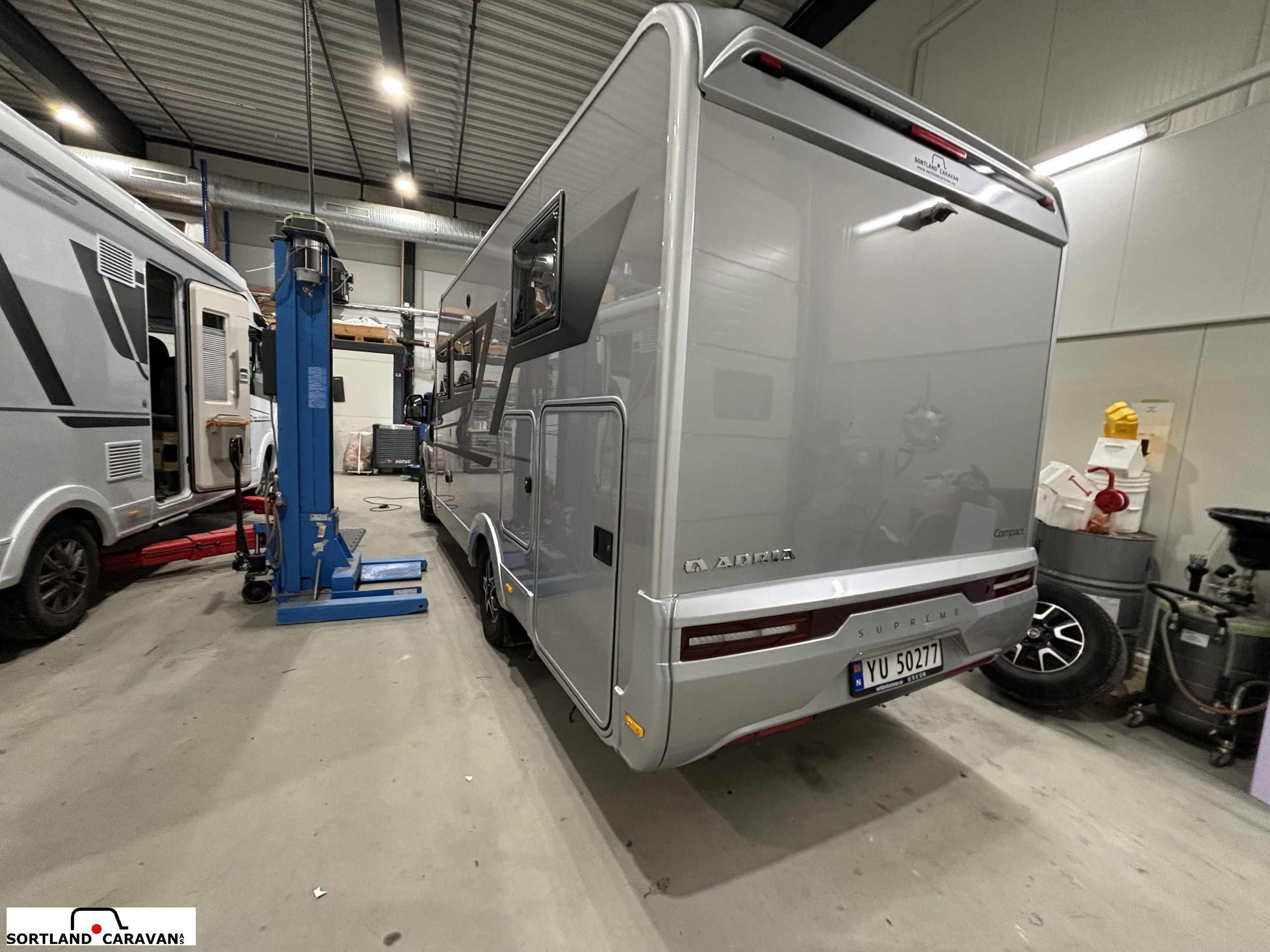 Adria Compact DL - Adria