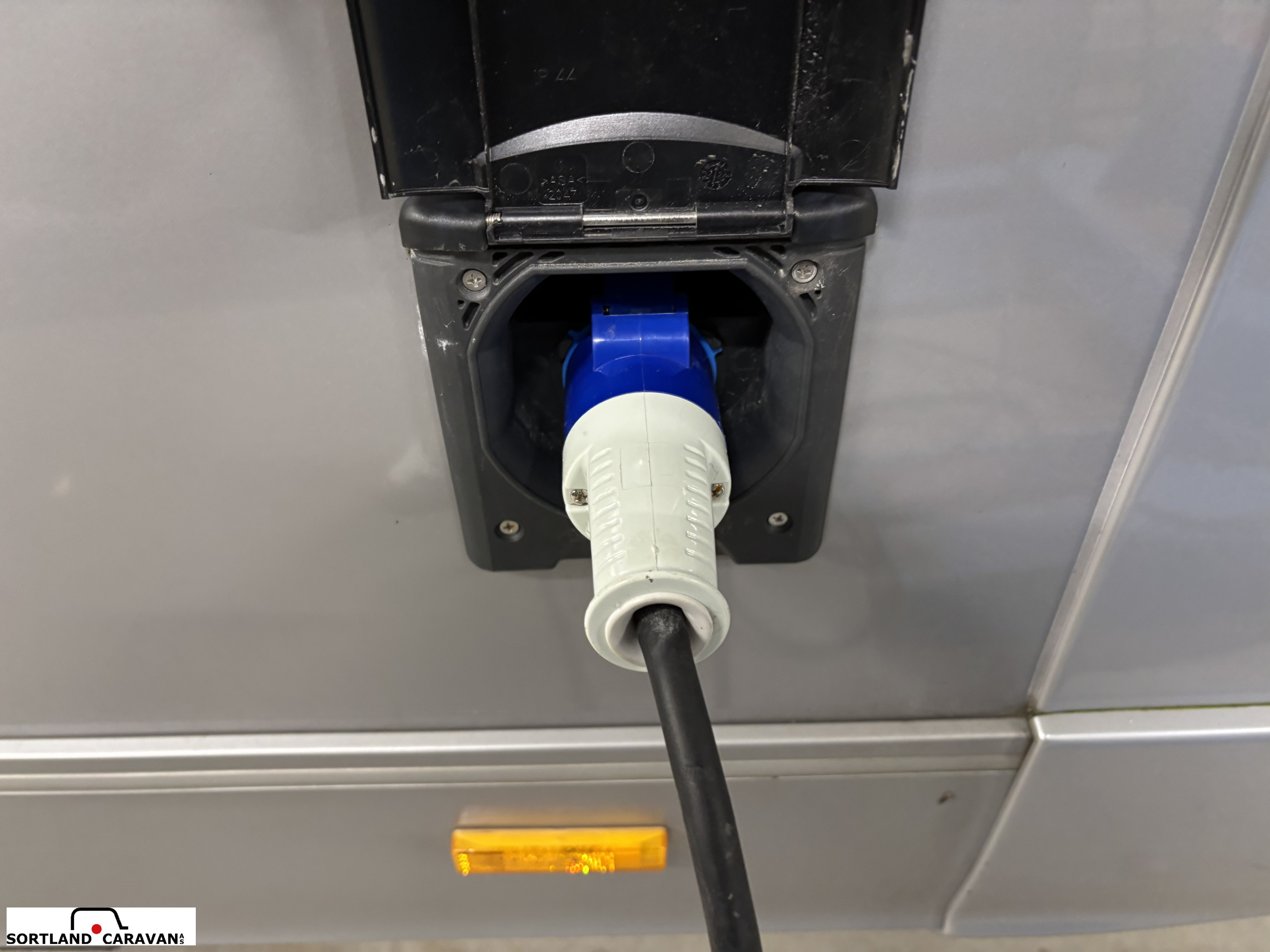 Adria Compact DL - Adria