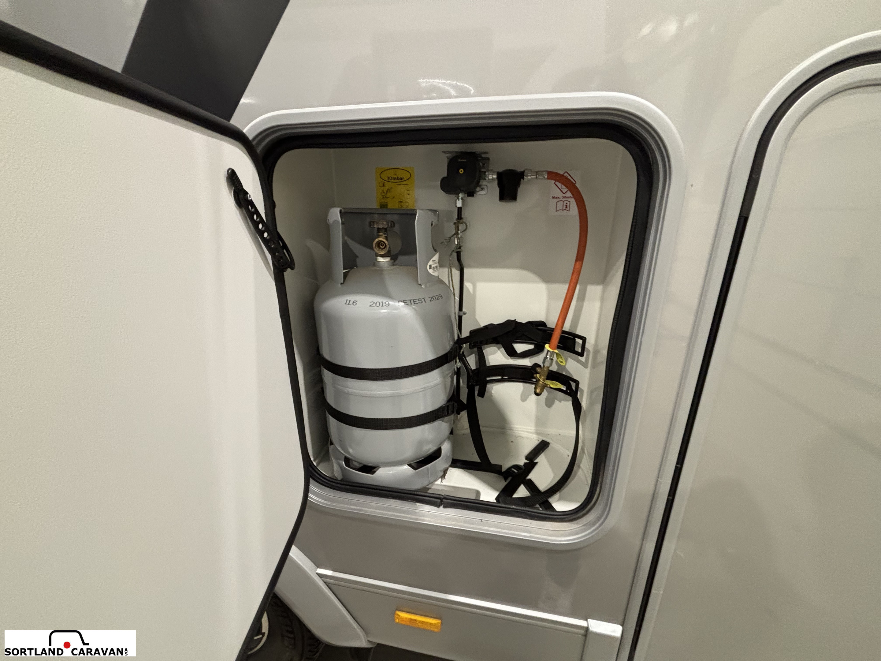 Adria Compact DL - Adria