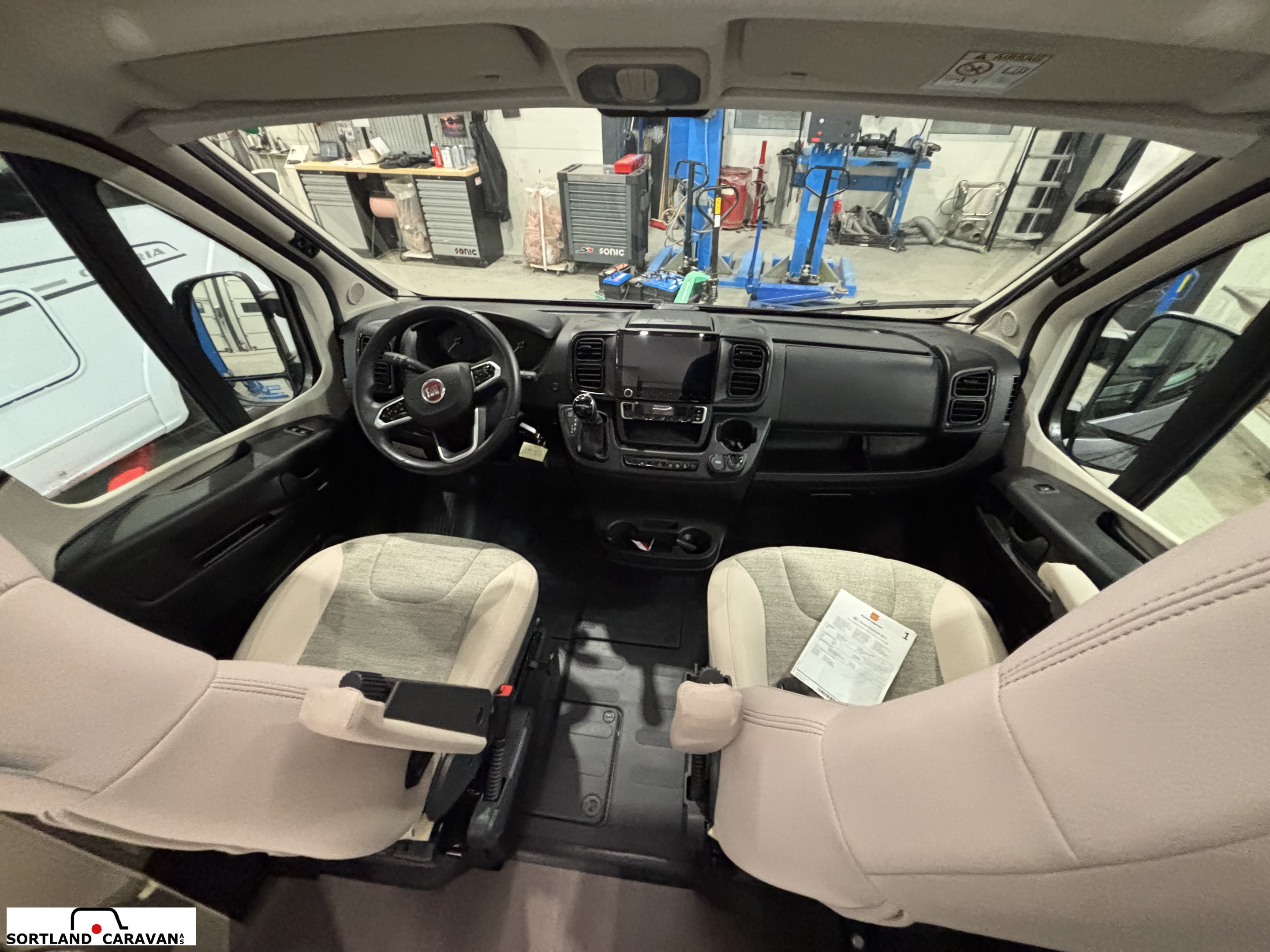 Adria Compact DL - Adria