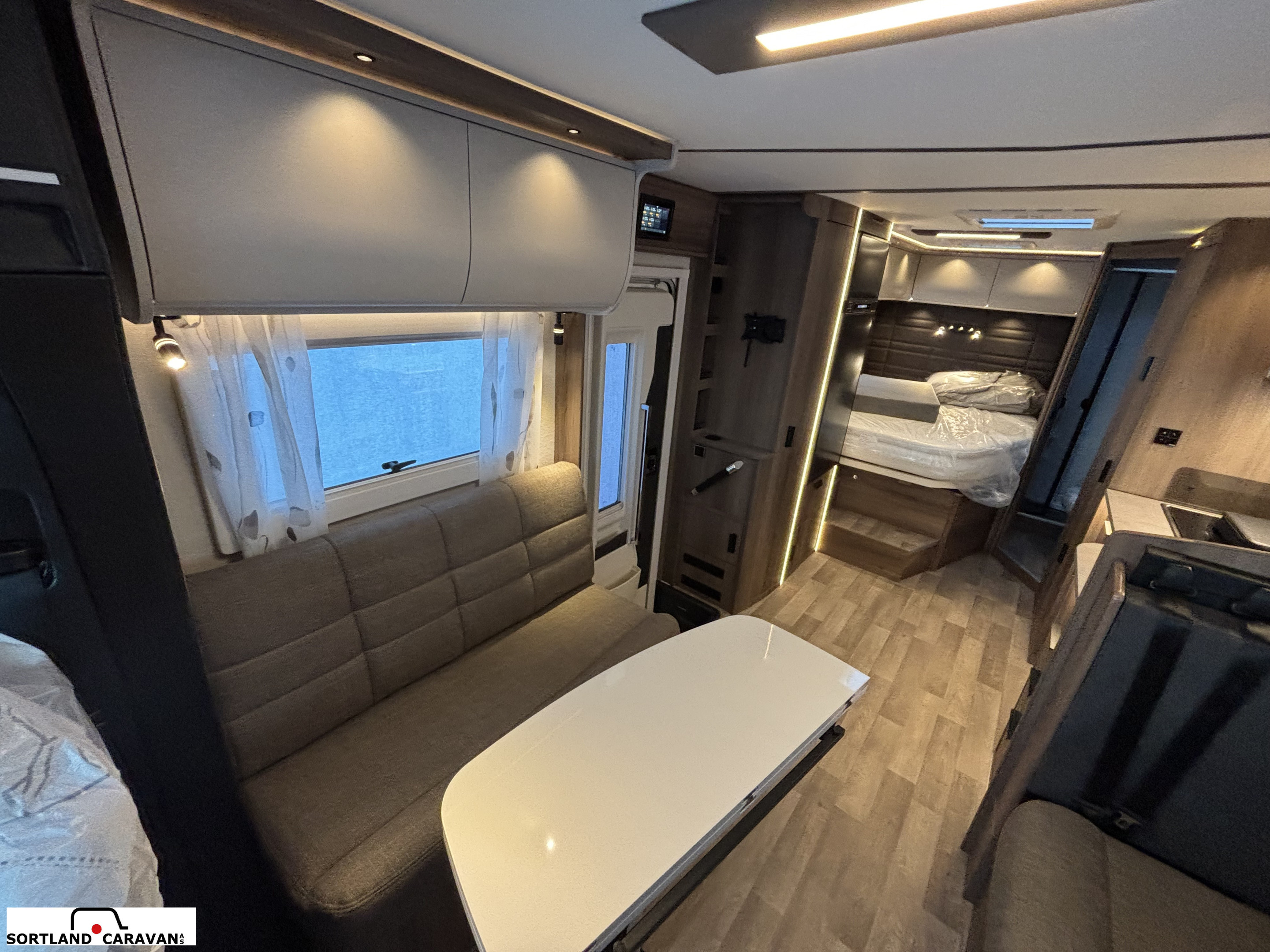 KABE Royal X 810  LXL - KABE