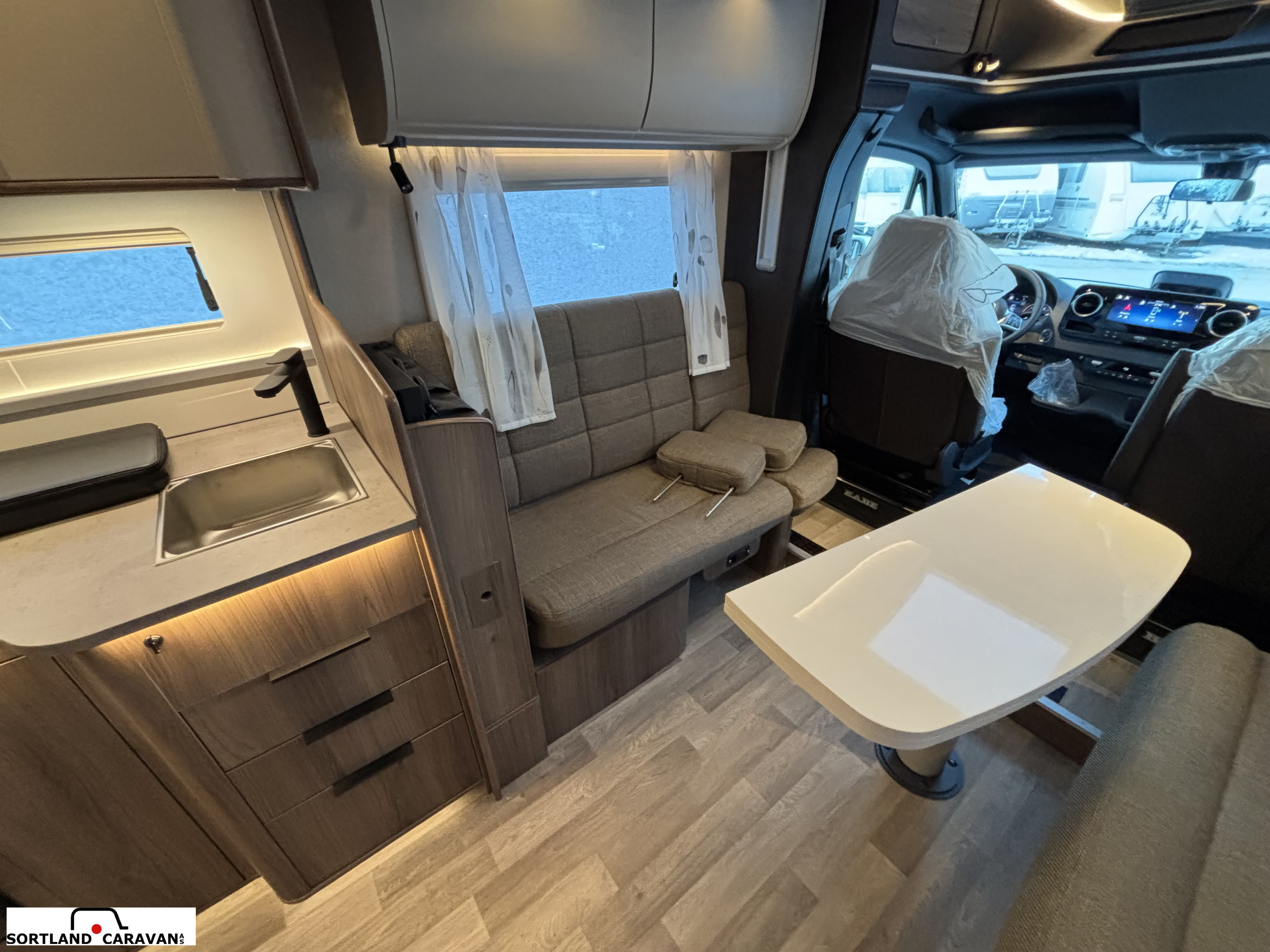 KABE Royal X 810  LXL - KABE