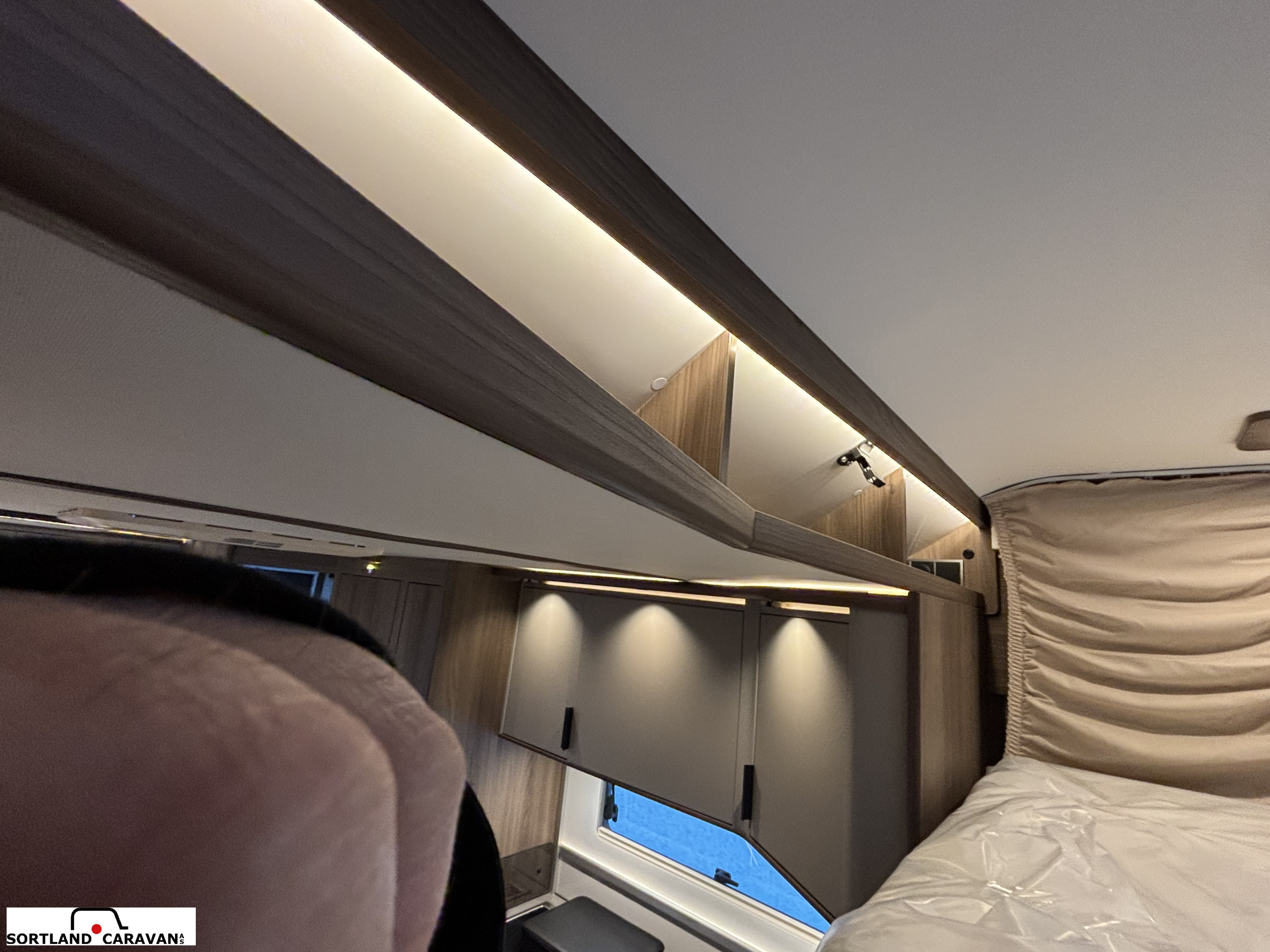 KABE Royal X 810  LXL - KABE