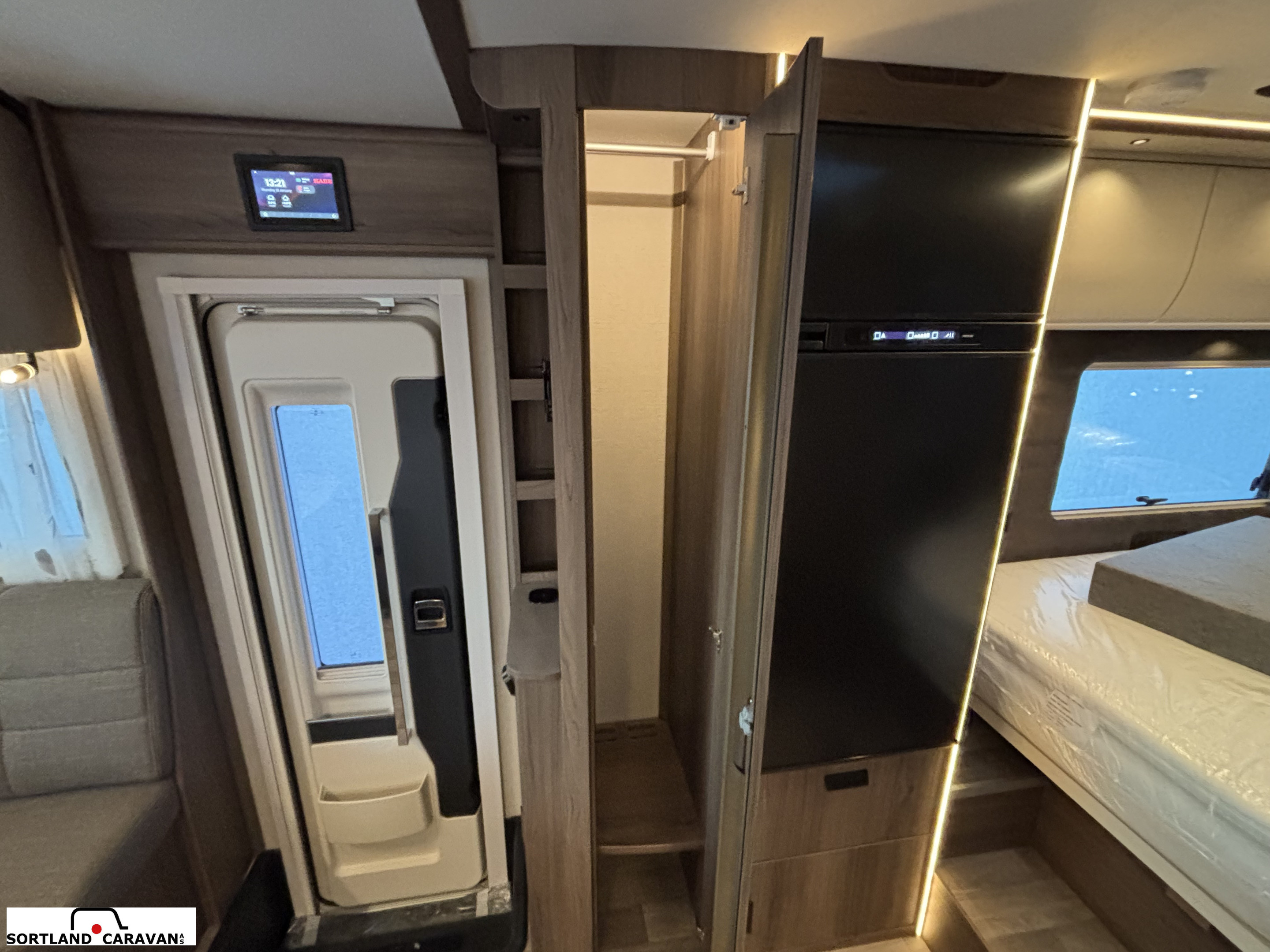 KABE Royal X 810  LXL - KABE